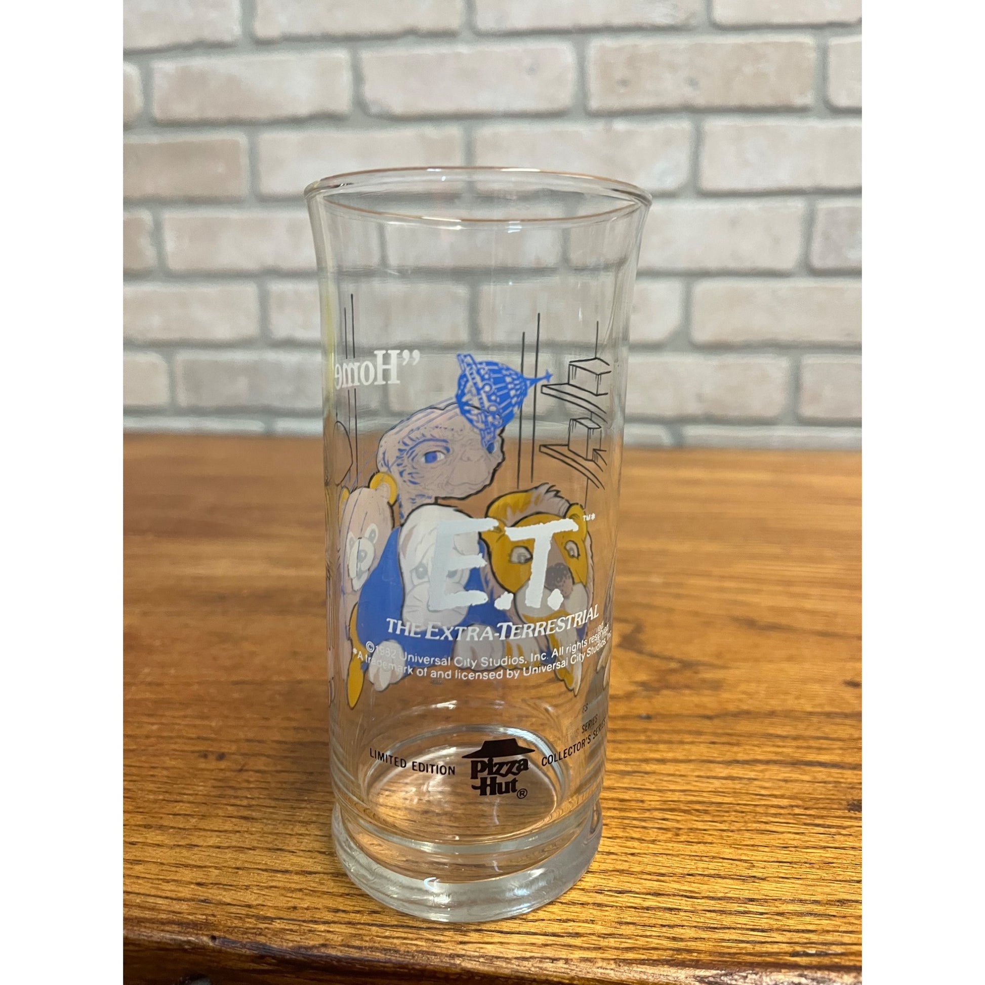 Vintage 1982 E.T. Movie Pizza Hut Series Collector's Glass "Home"