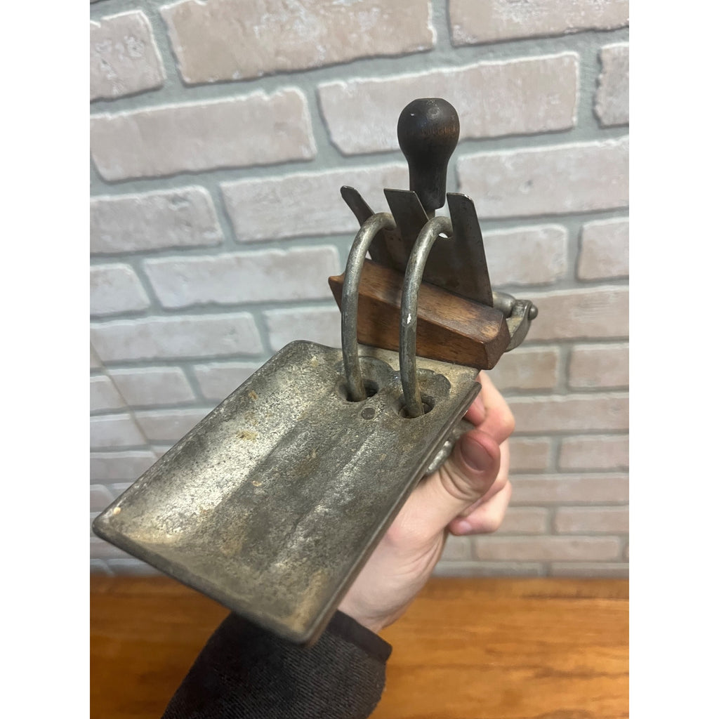 Antique Goodell Antrim Cast Iron Double Prong Cherry Pitter Tabletop Mount Tool