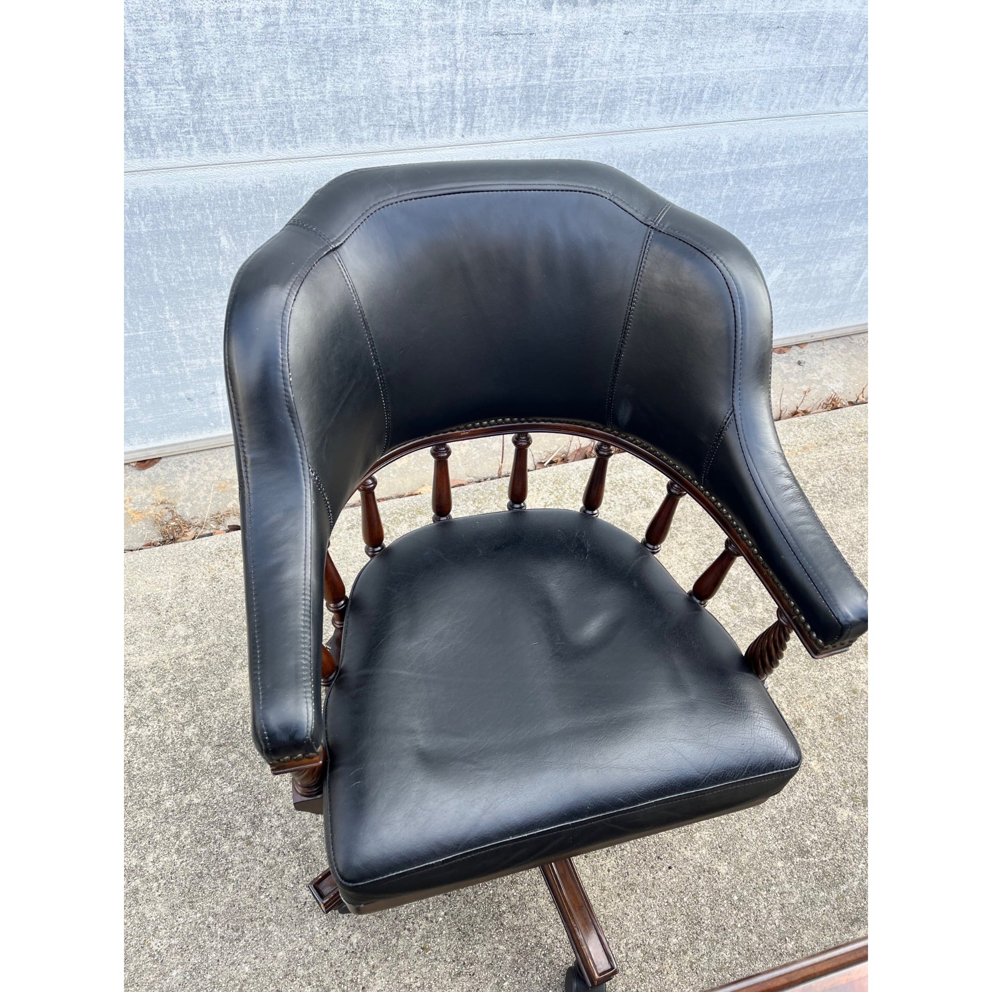 Poker Game Table w/ Four Black Leather Chairs Frontgate Burbank Brand