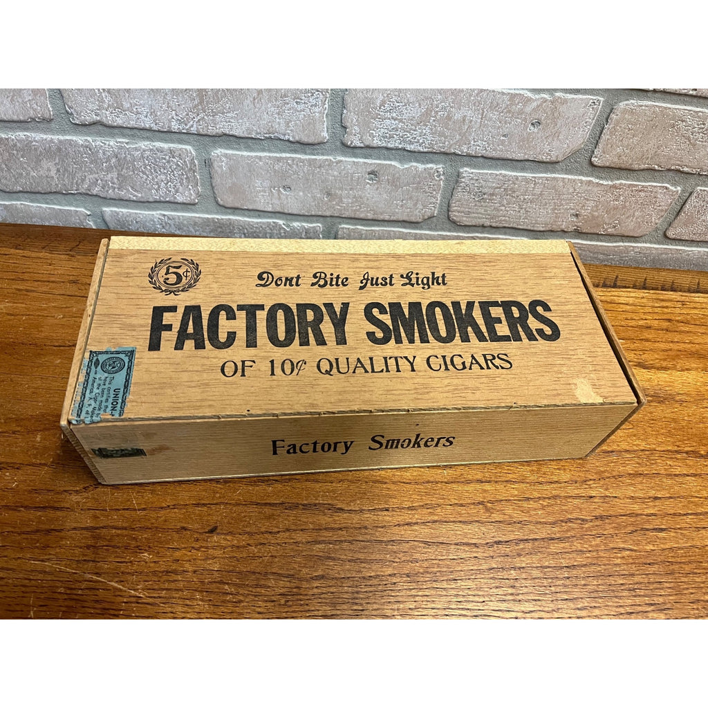 Vintage Factory Smokers Cigar Box J.E. Rauh Cigar Co. Milwaukee WI Wisconsin