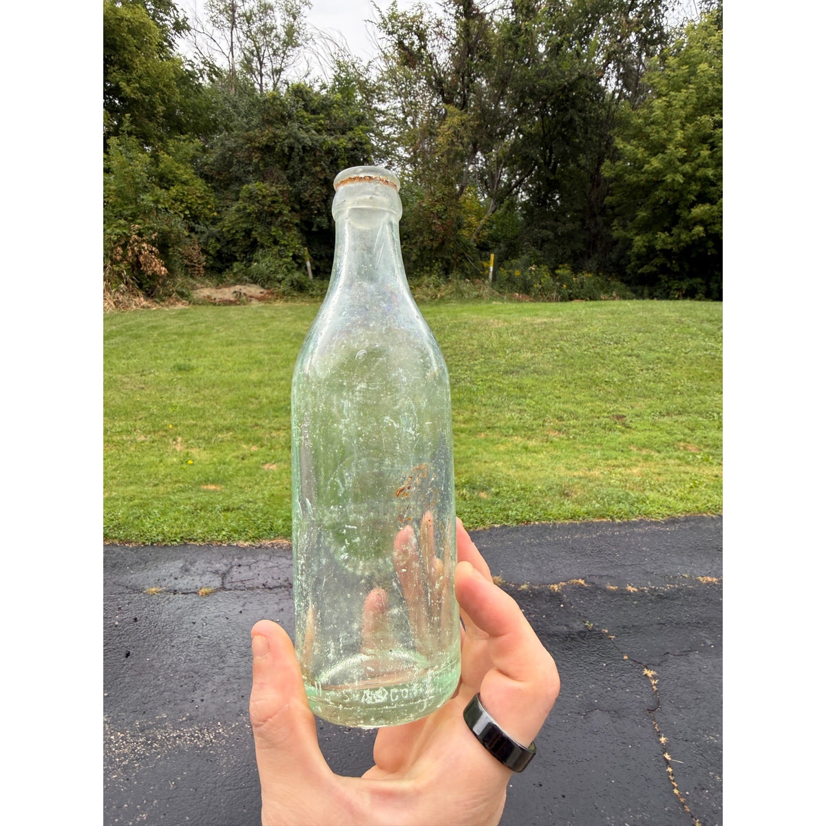 Scarce Imperial Bottling Works Lake Mills, Wisconsin 1910s Crown Top Soda Bottle Wis