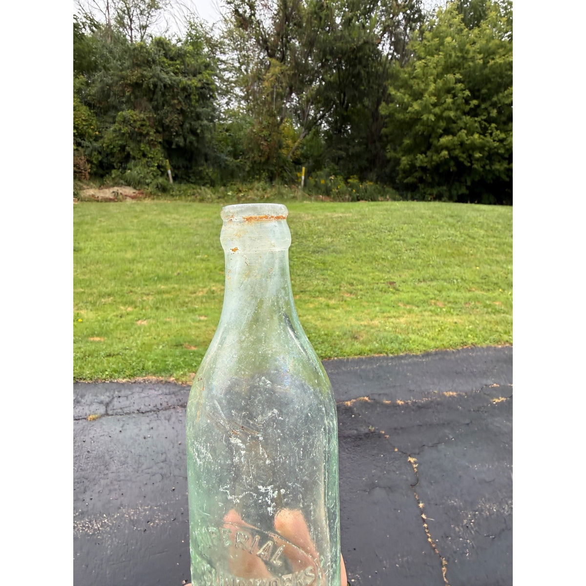 Scarce Imperial Bottling Works Lake Mills, Wisconsin 1910s Crown Top Soda Bottle Wis