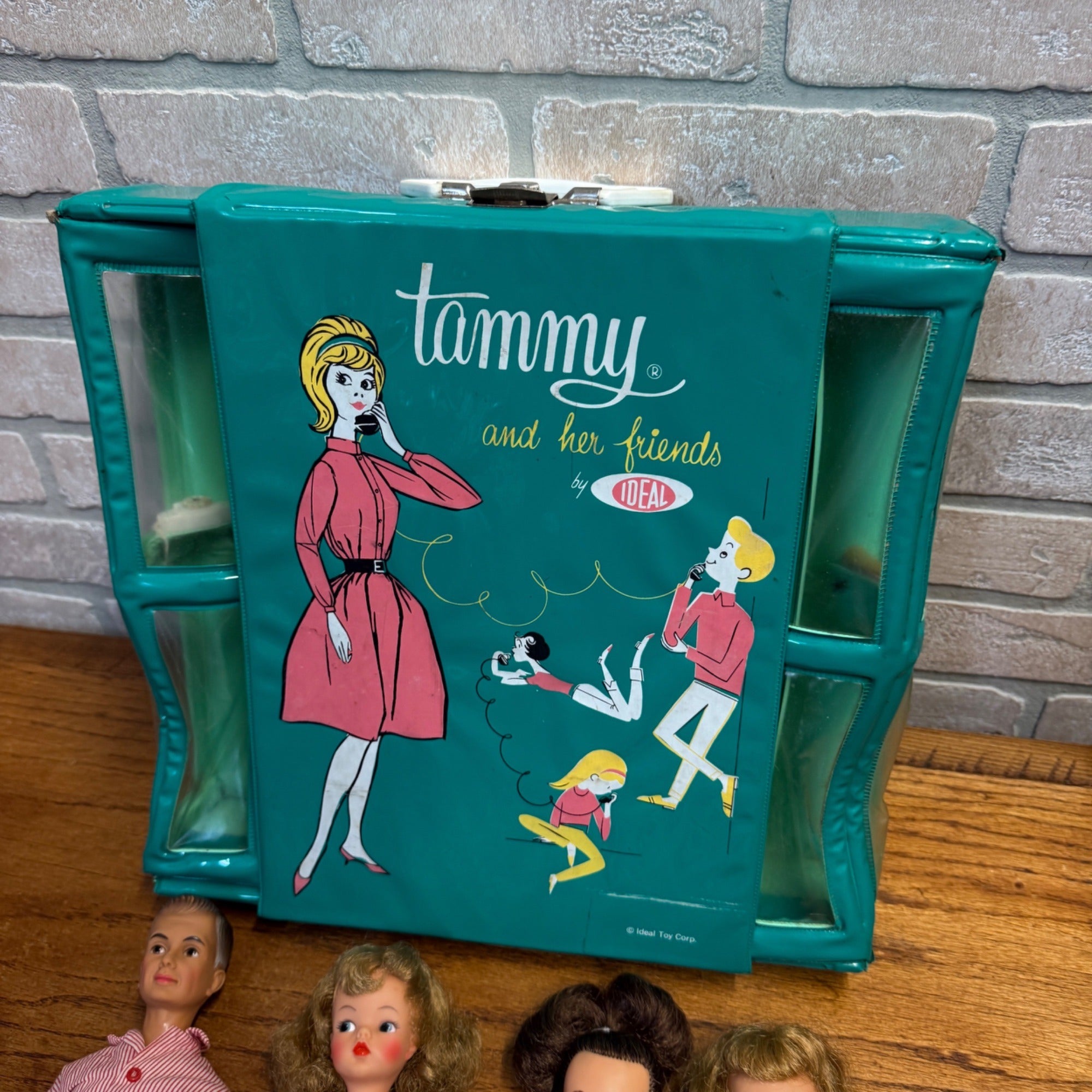 Vintage Tammy Ideal Toys Doll Lot W/ Clothes and Carry Case