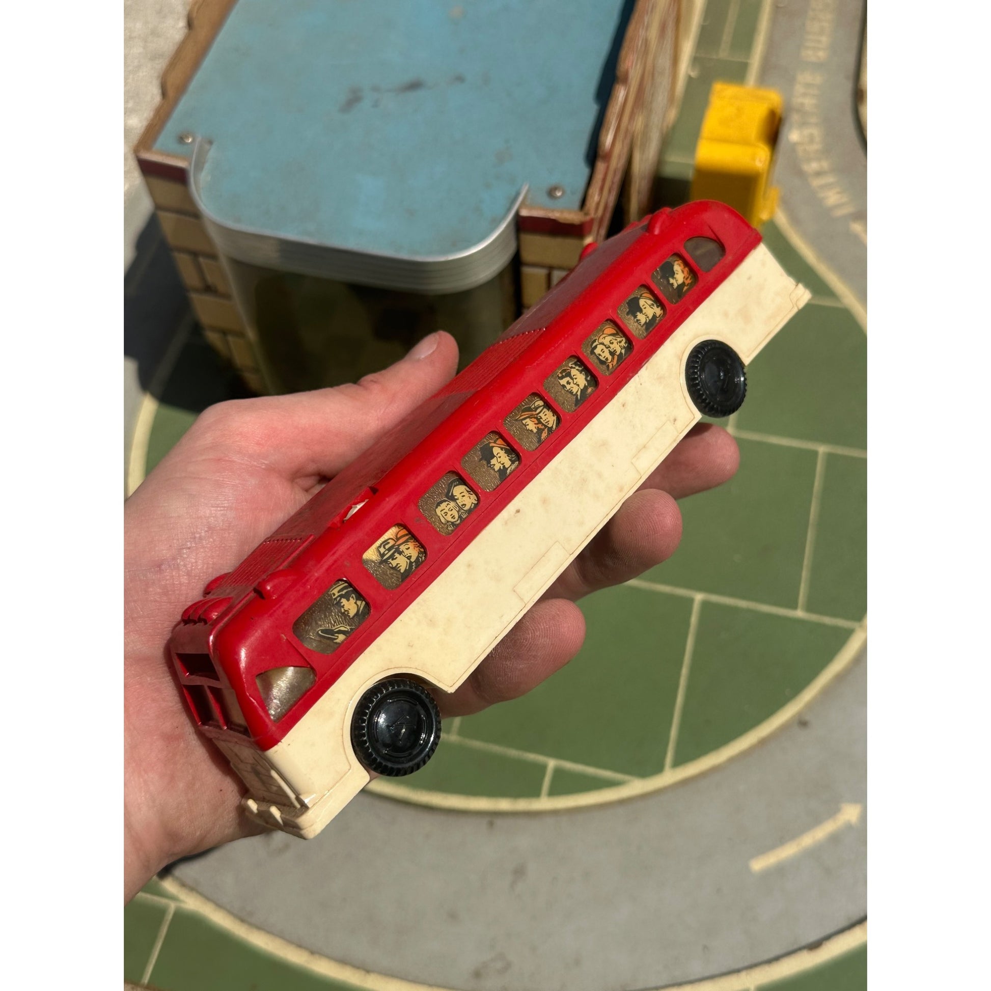 Vintage 1950s Keystone Bus Terminal Toy Playset w/ Greyhound Buses