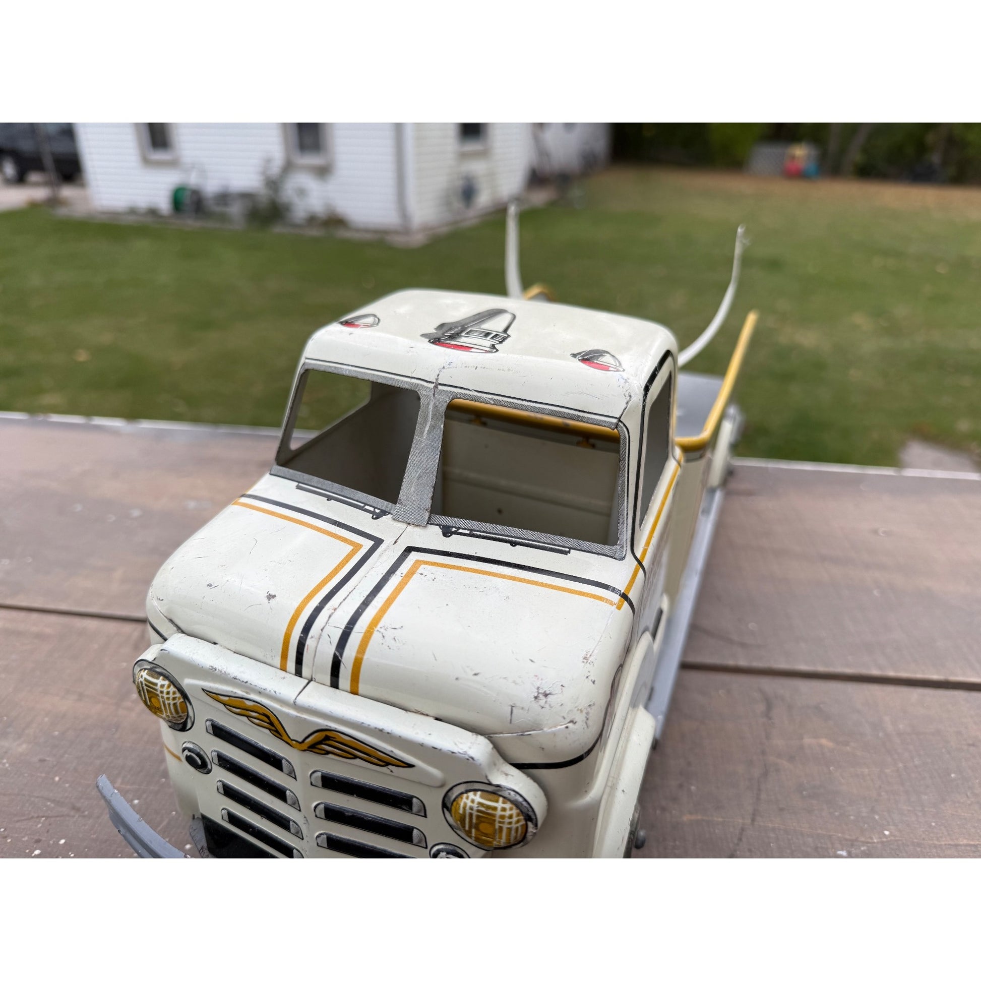 Vintage Marx Emergency Searchlight Unit Truck Tin Litho Metal Toy 17.5"