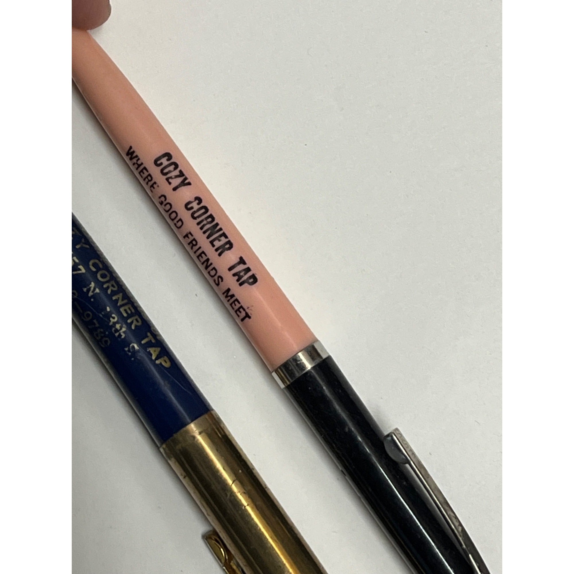 Vintage 1940s Cozy Corner Tap Bar Tavern Milwaukee Wisconsin Advertising Pens