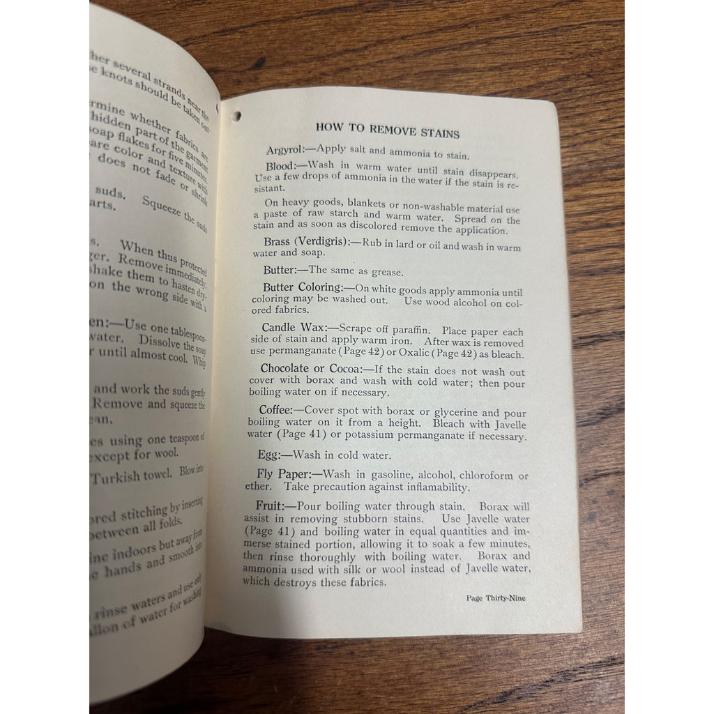 Vintage 1920s Rumford Baking Powder Book On Home Management Advertising