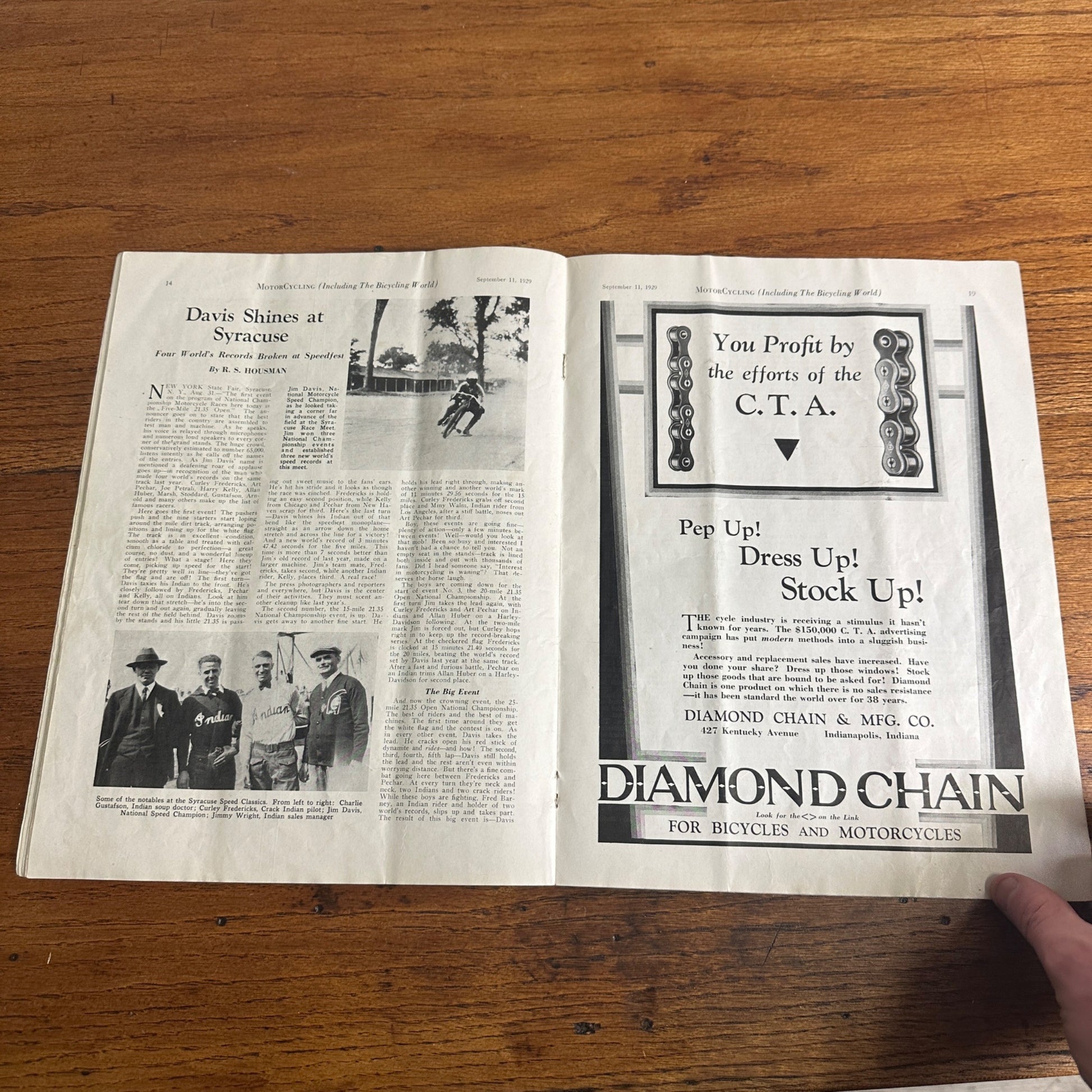 Vintage Motorcycling Sept 11 1929 Magazine  Harley Indian Motorcycle Ads