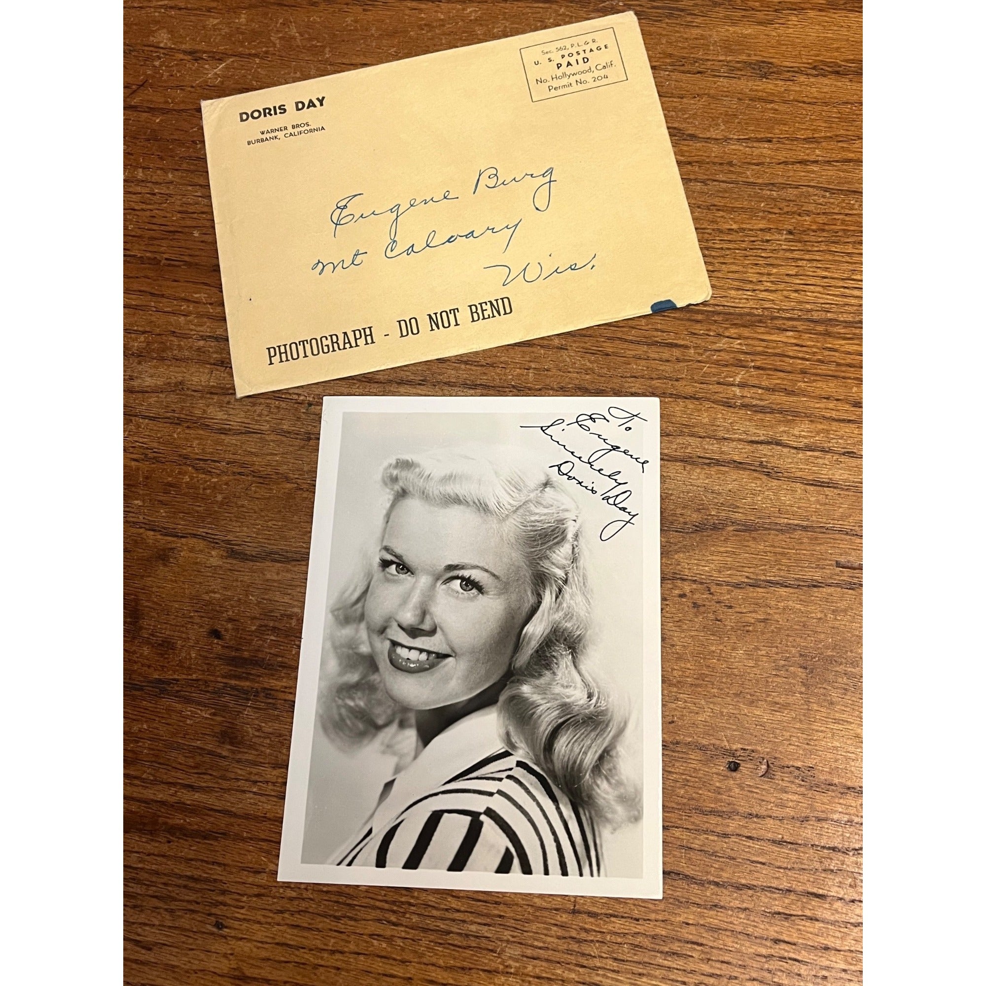 Doris Day Original Signed Autograph 5" X 7" Photo Photograph with Envelope