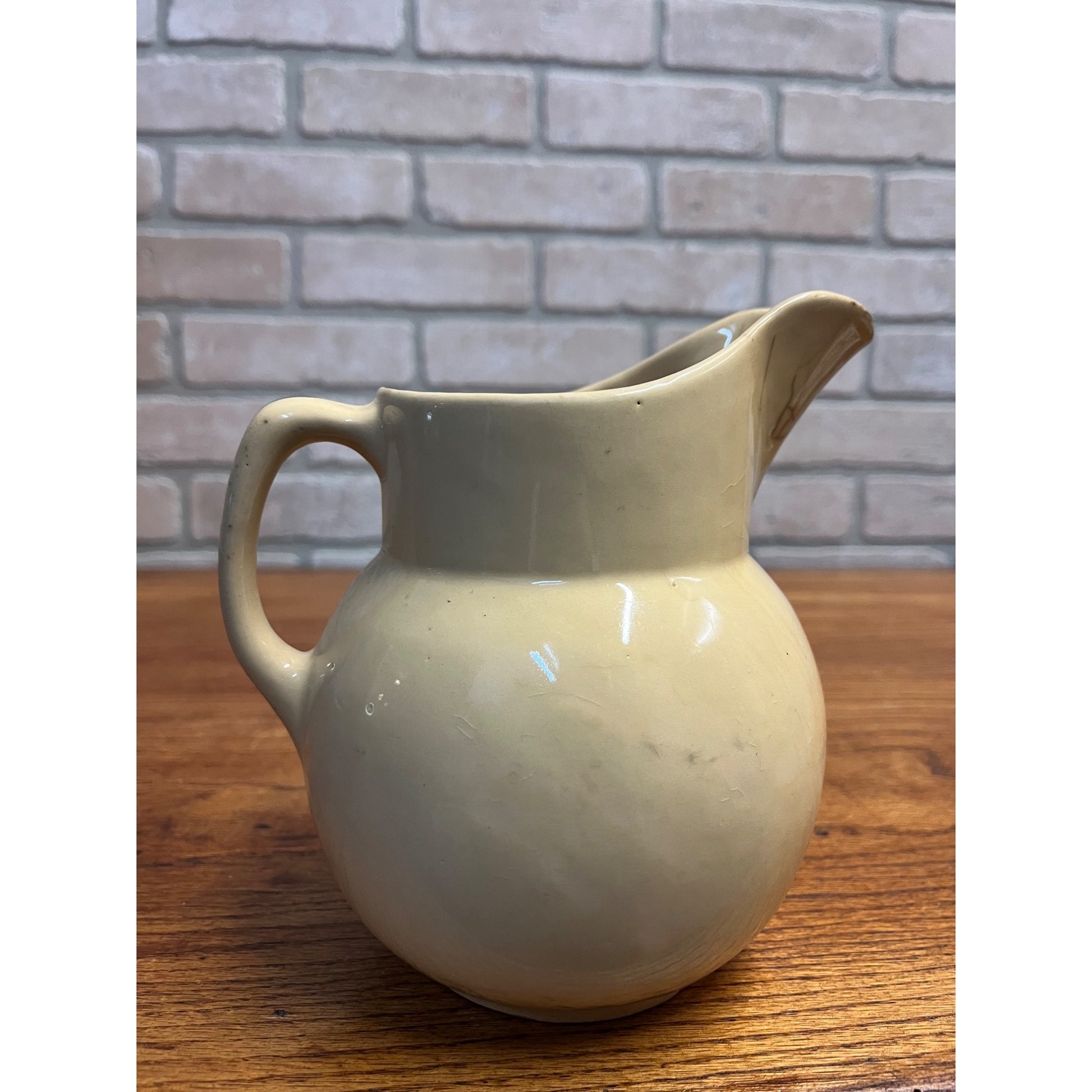 Vintage 1950s Watt Pottery Starflower Pitcher Primitive Farmhouse Kitchen 6.5"