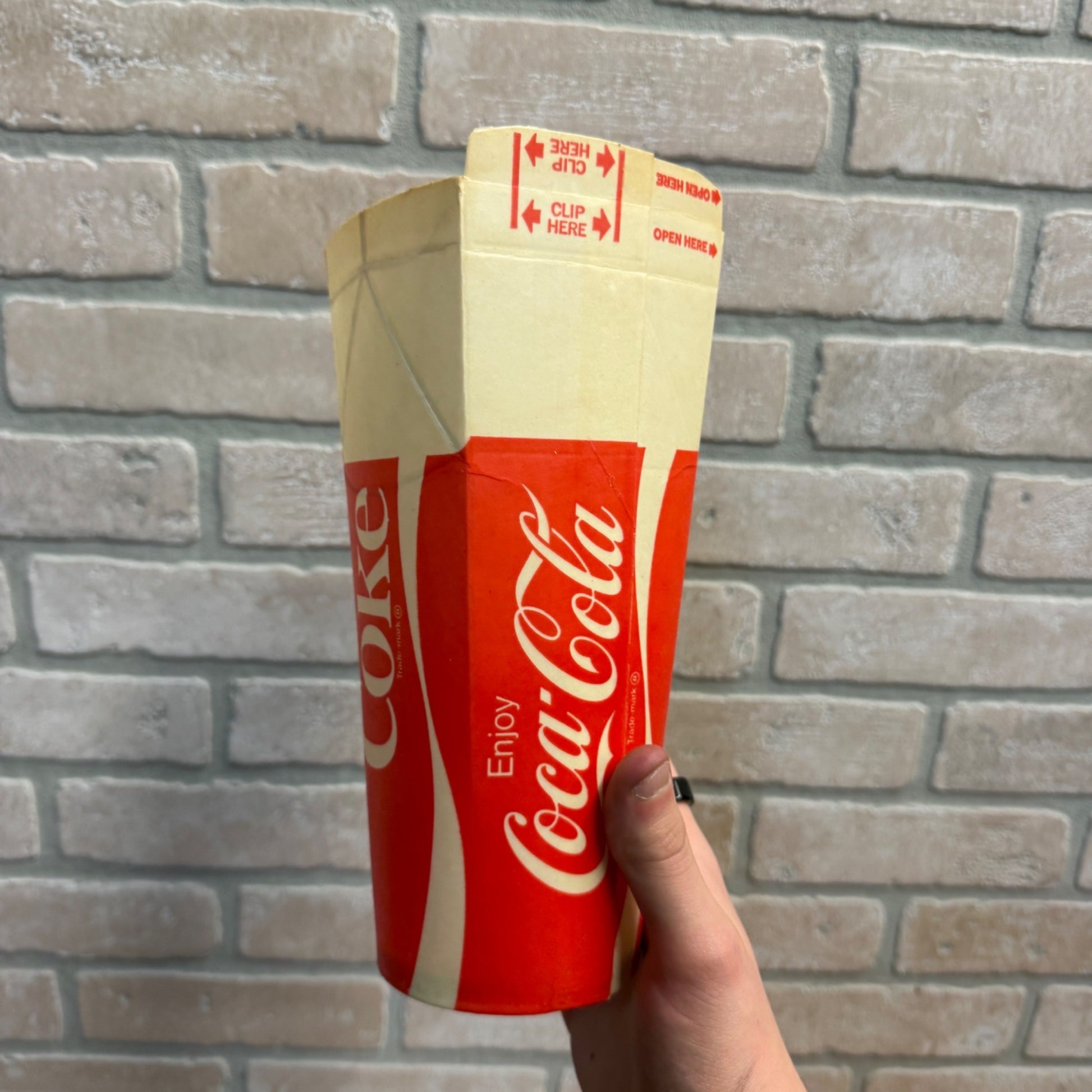 Scarce 1972 32oz Coca Cola paper Wax Drive-In Theater Cup Soda Beverage
