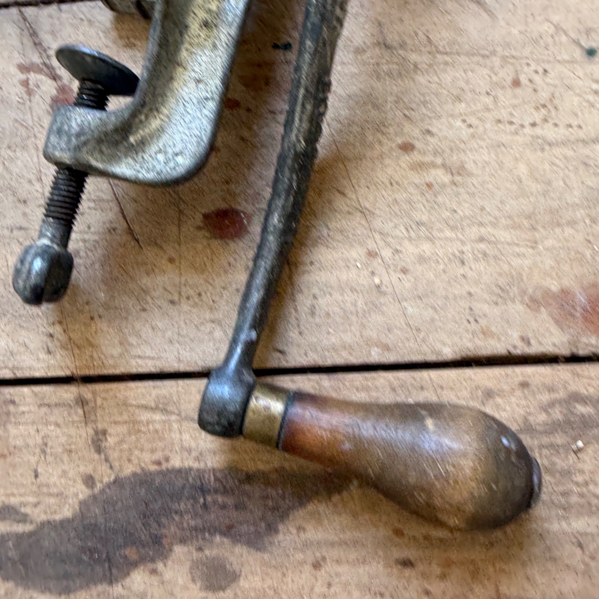 Antique L.F.&C. Universal No. 1 Food Chopper Meat Grinder Hand Crank Clamp USA