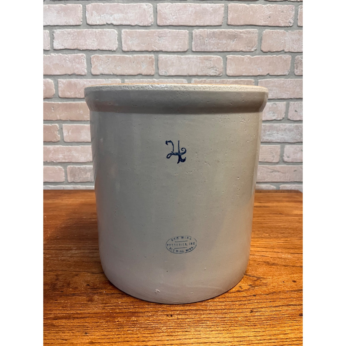 RARE Red Wing Stoneware 4 Gallon Crock Wingless - NO WING Variant Error