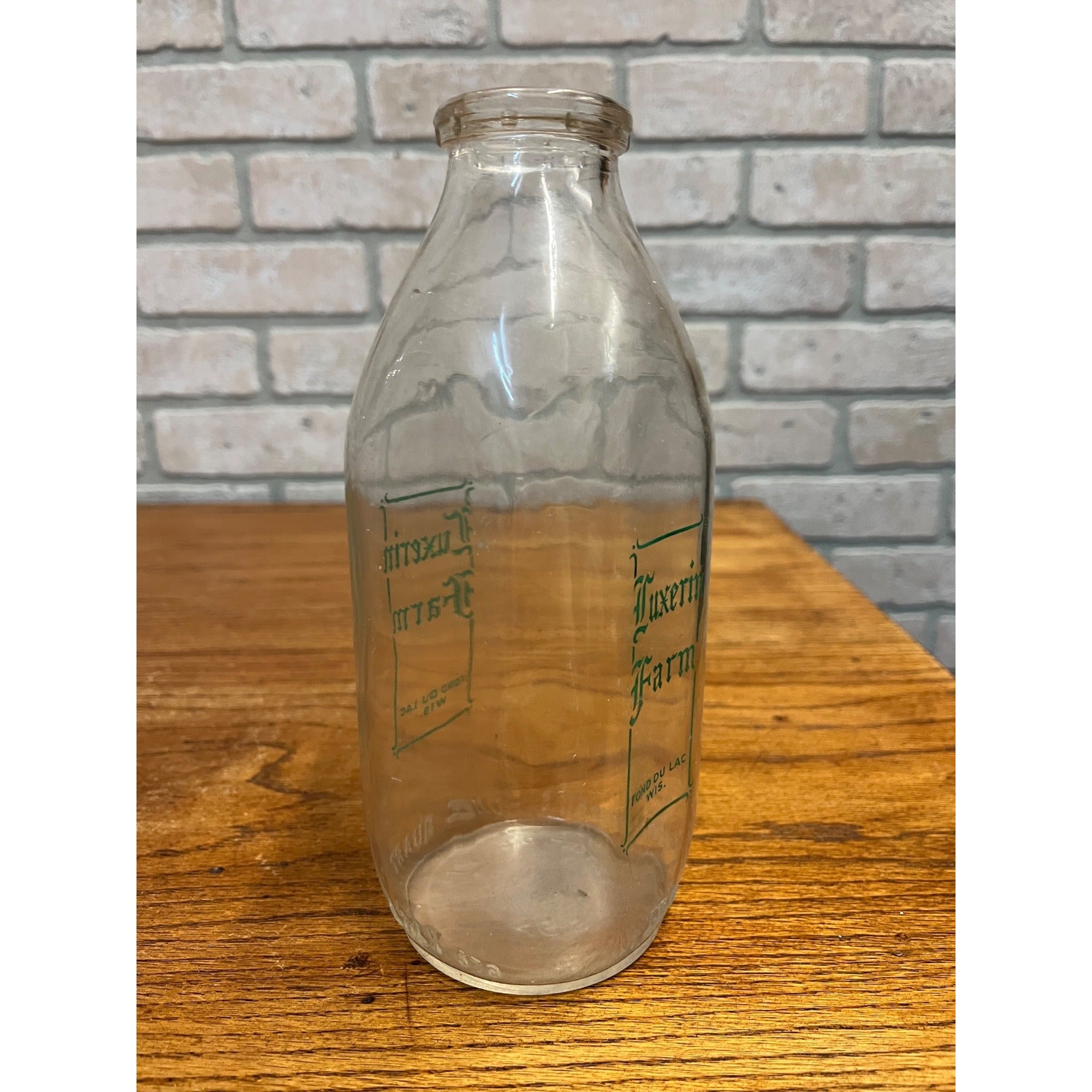 Vintage Luxerin Farm Dairy Quart Milk Bottle Fond du Lac Wis Wisconsin