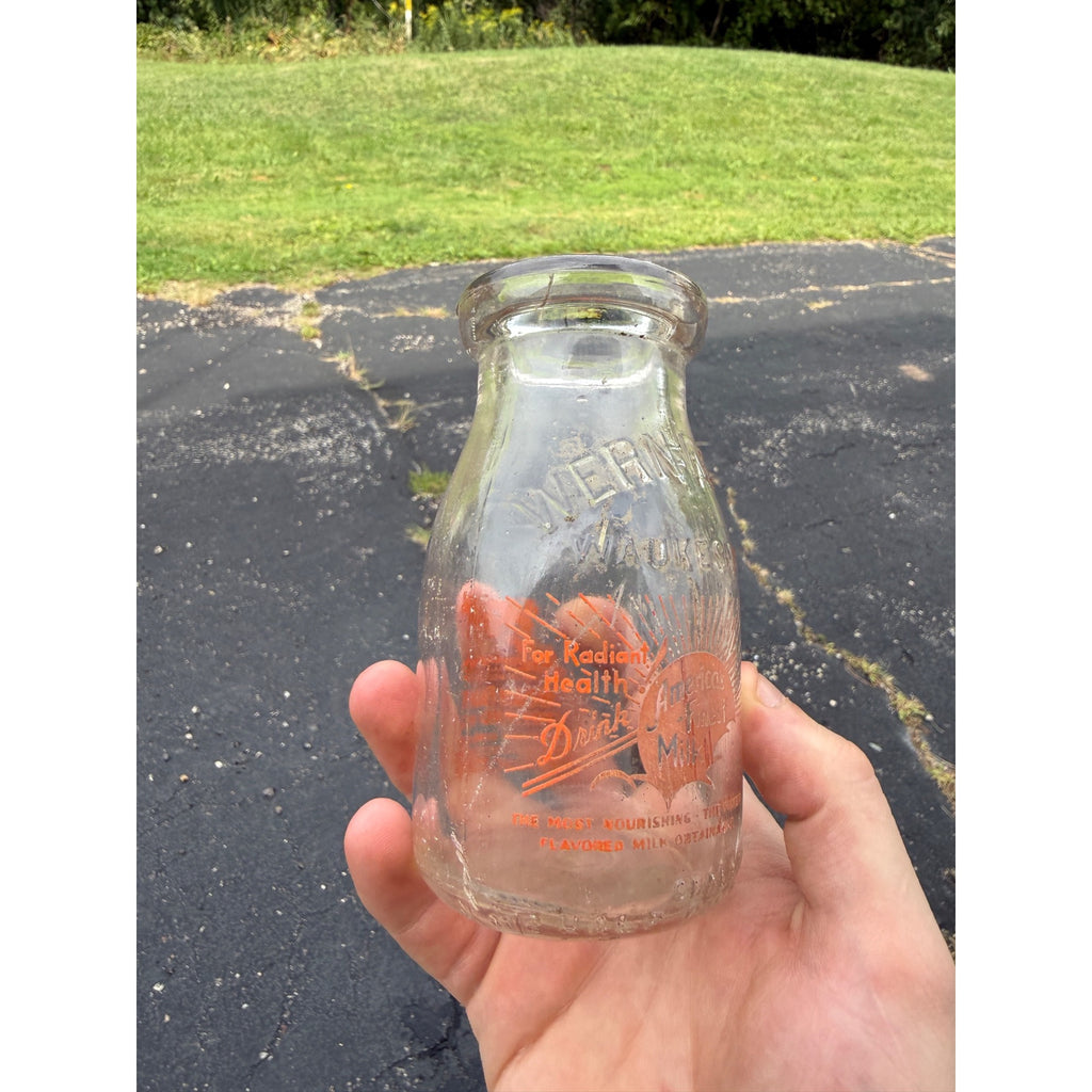 Vintage ACl Wern Farms Waukesha Half Pint Dairy Milk Bottle