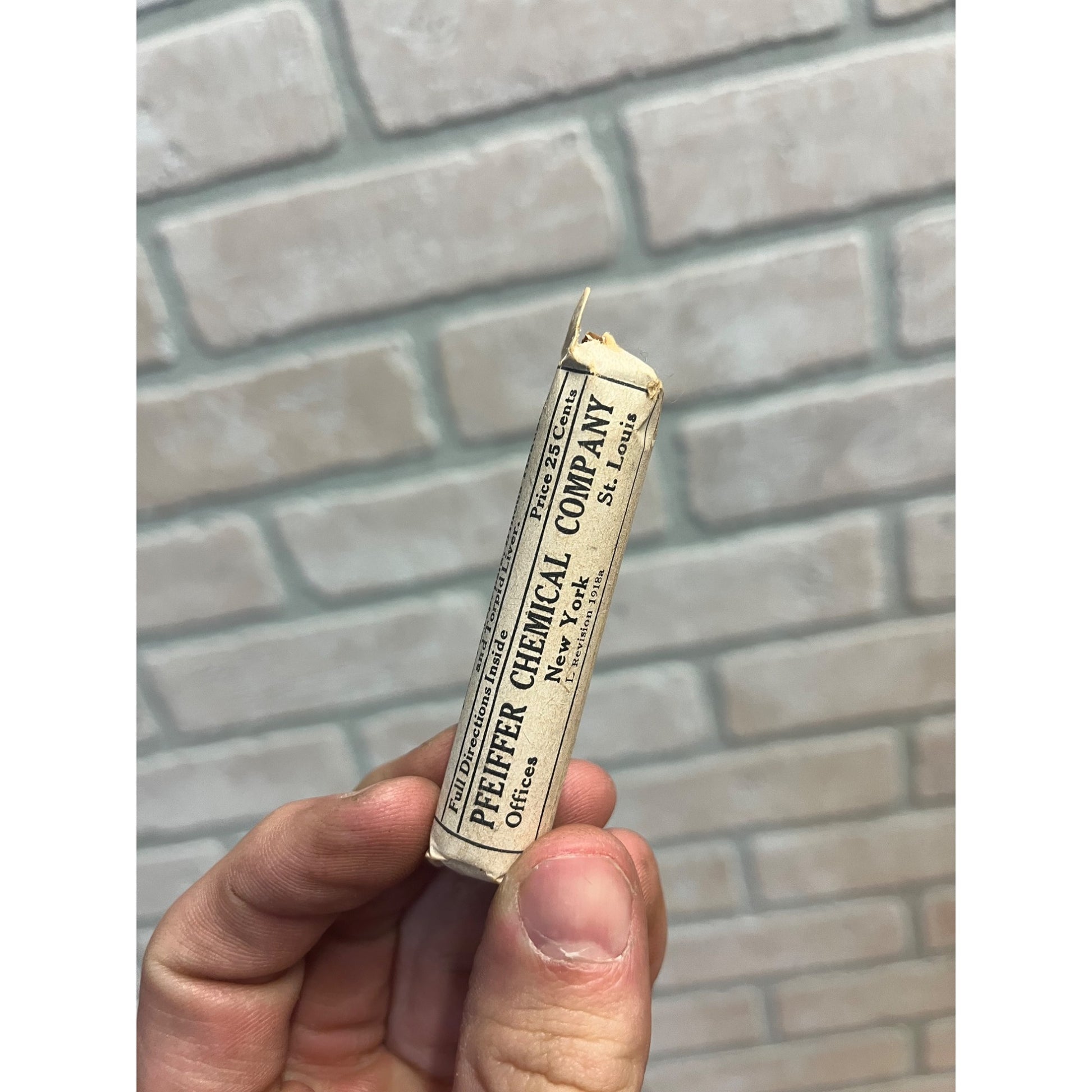 Vintage 1930s Dr. Hobsons Ezy Liver Pellets Sample Glass Quack Medicine Bottle