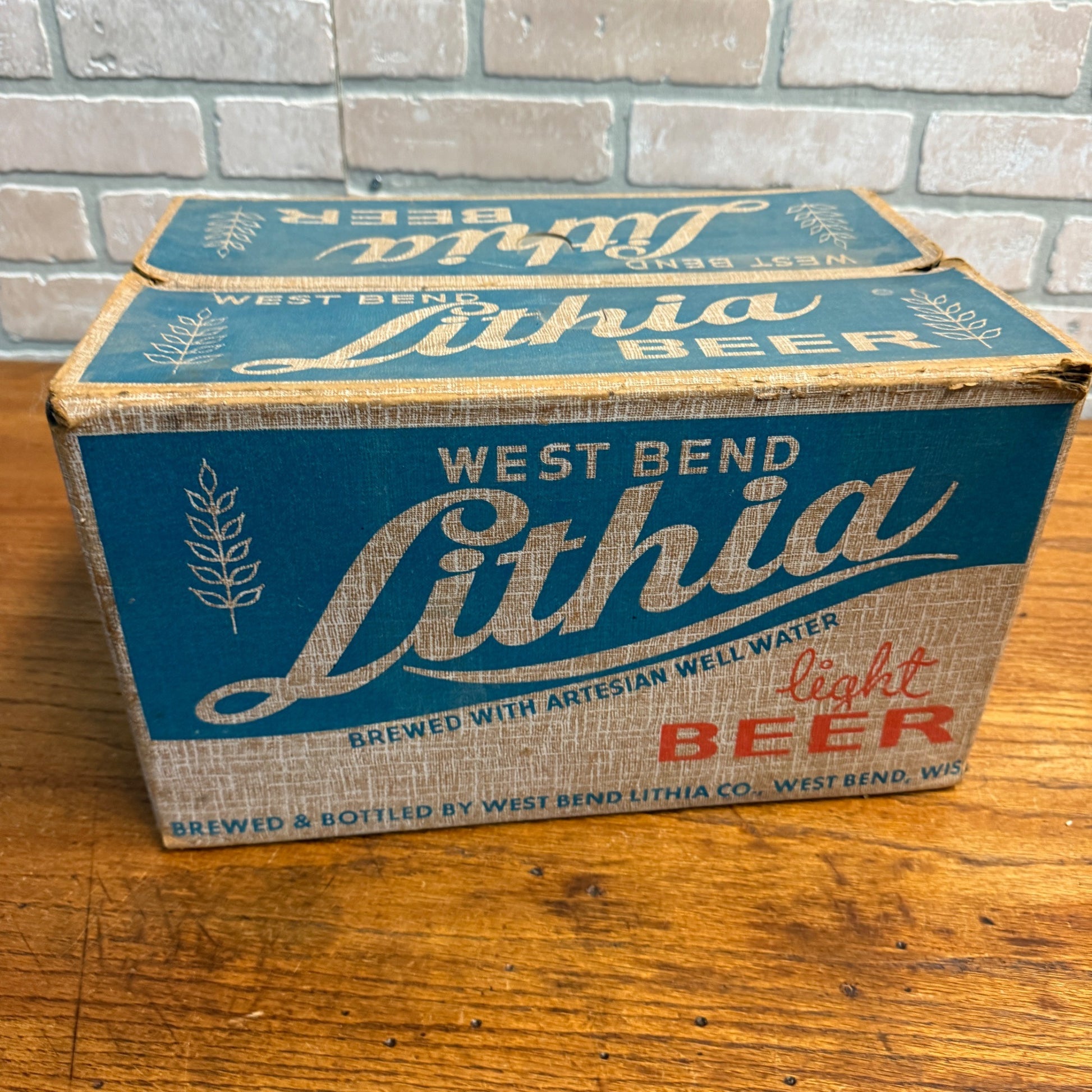 Vintage Beer Crate Lithia Brewing Co Brewery Box West Bend Wisconsin 7oz