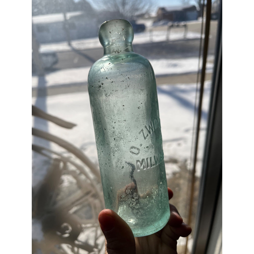 O. Zwietusch Milwaukee Wisconsin Soda Bottle Blob Top Hutchinson Hutch WI Wis