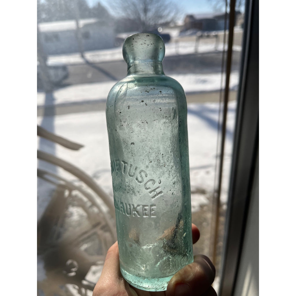 O. Zwietusch Milwaukee Wisconsin Soda Bottle Blob Top Hutchinson Hutch WI Wis