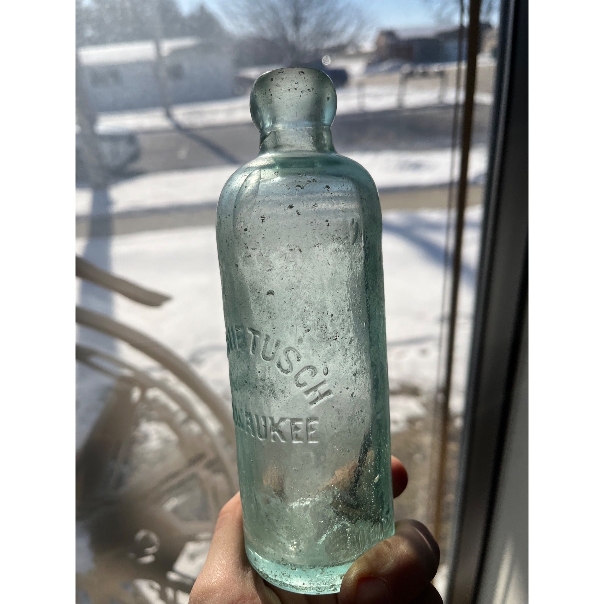 O. Zwietusch Milwaukee Wisconsin Soda Bottle Blob Top Hutchinson Hutch WI Wis