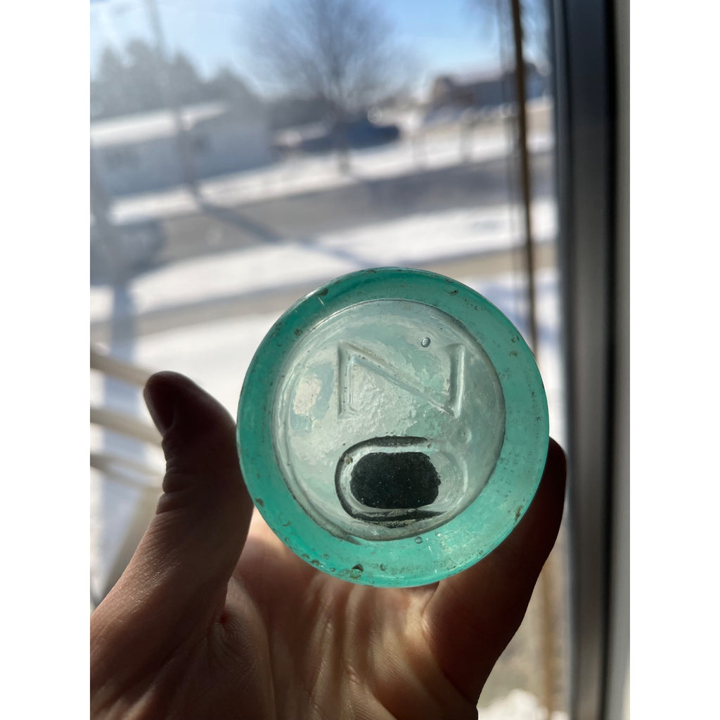 O. Zwietusch Milwaukee Wisconsin Soda Bottle Blob Top Hutchinson Hutch WI Wis