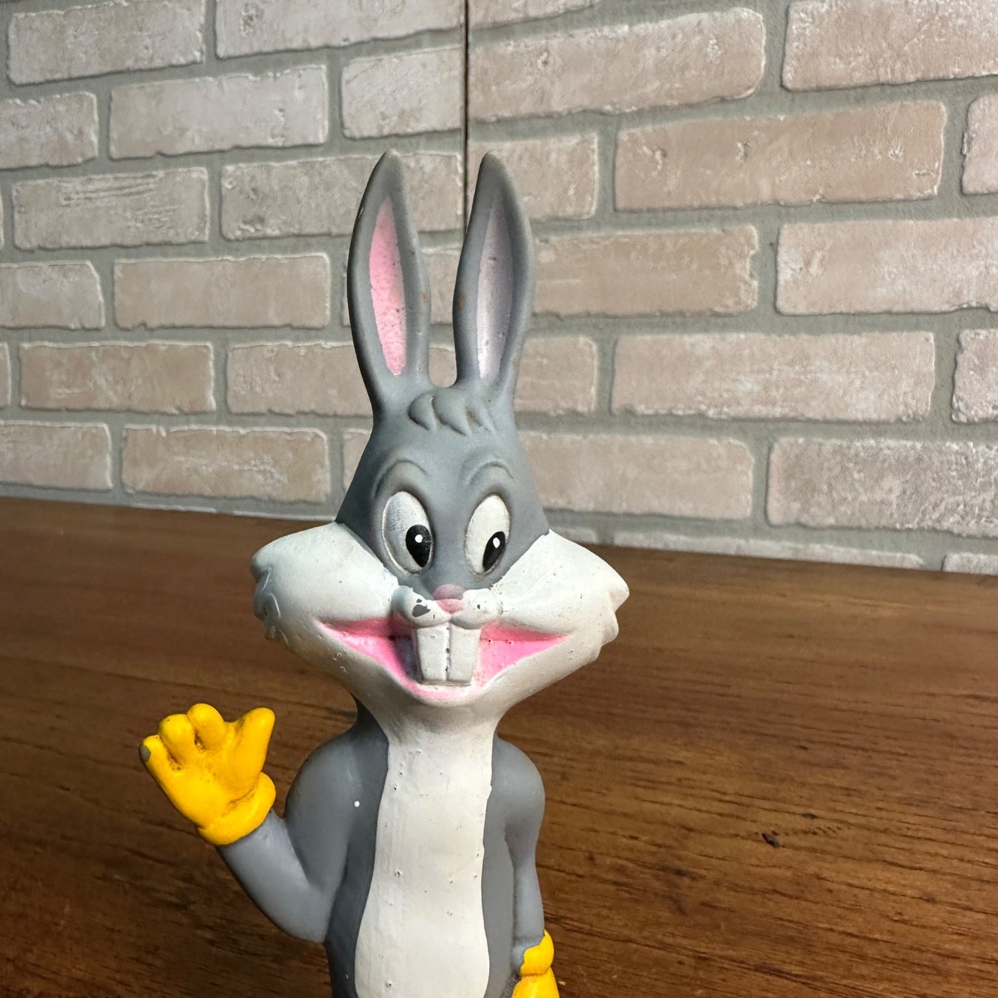 Vintage Bugs Bunny Rubber Toy Warner Bros Dakin Rubber Figure 6-1/2"