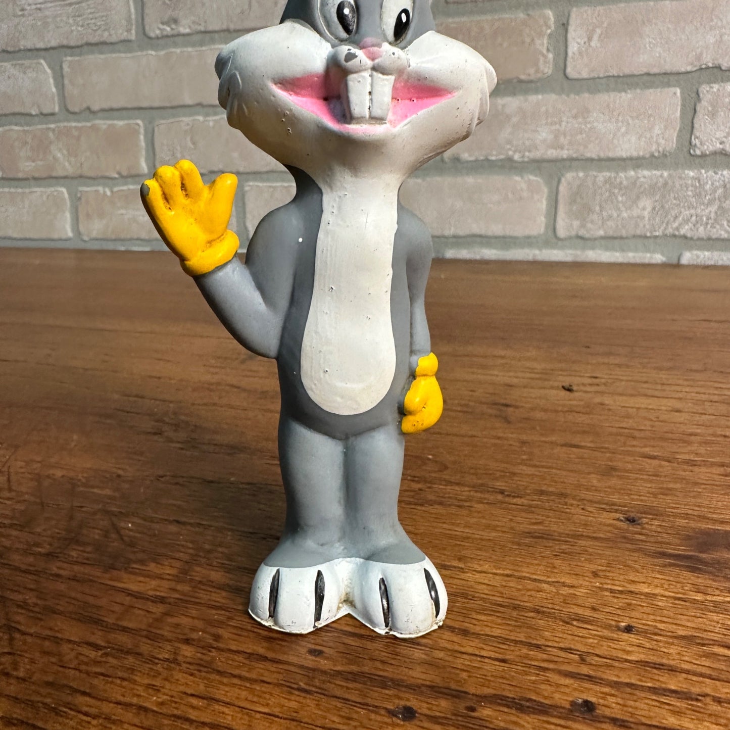 Vintage Bugs Bunny Rubber Toy Warner Bros Dakin Rubber Figure 6-1/2"