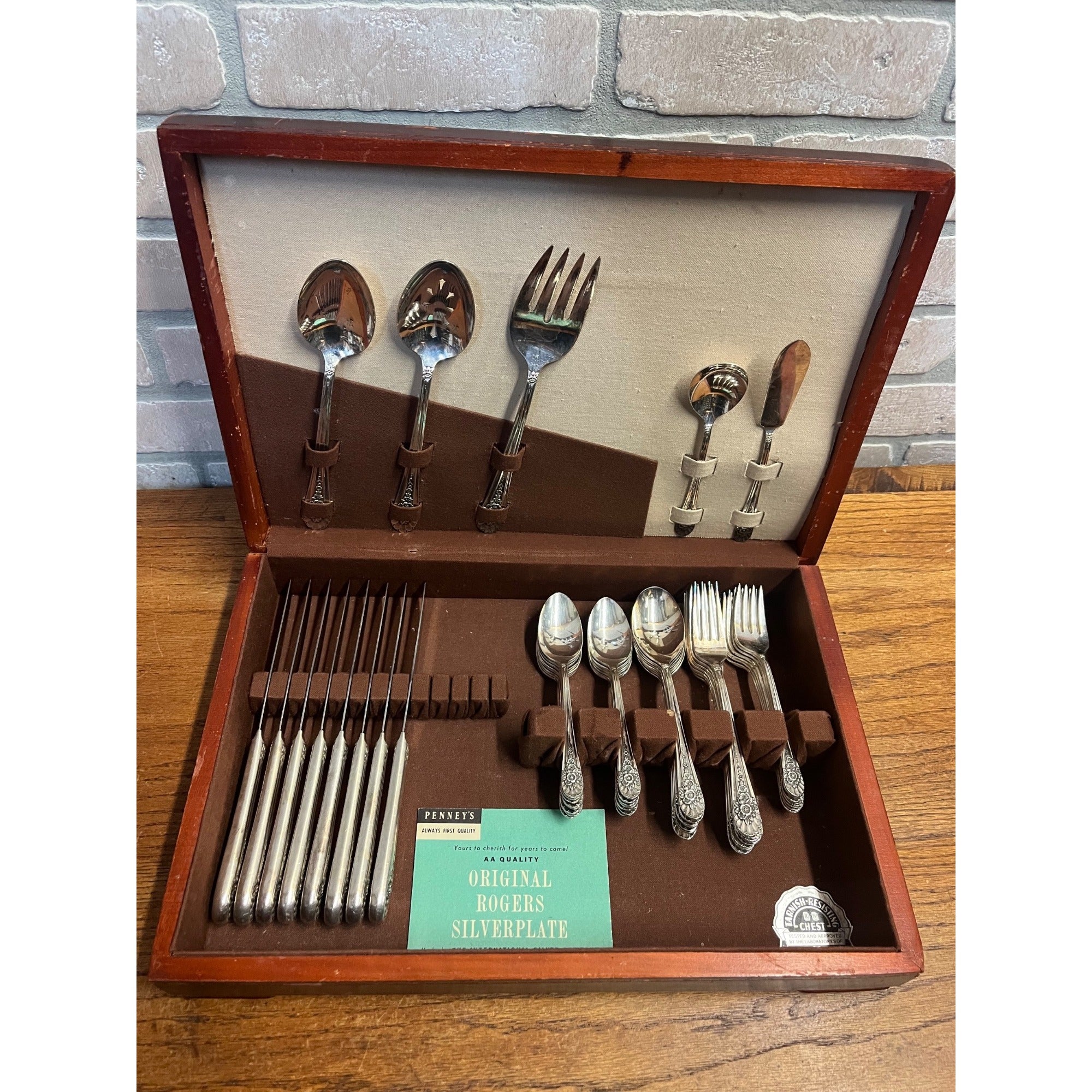 Vintage Jubilee Silverware Wm Rogers Mfg. Co. Silver Plate 52pc Set Dinnerware Flatware