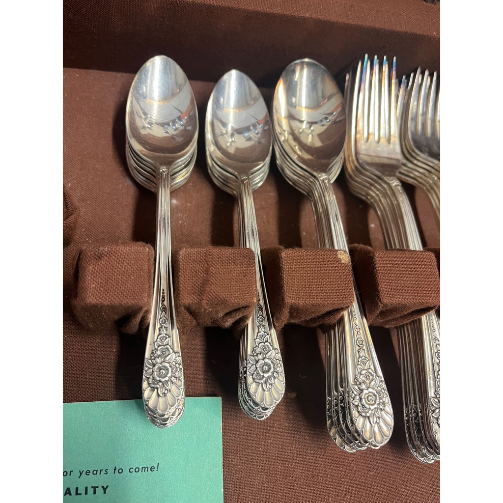 Vintage Jubilee Silverware Wm Rogers Mfg. Co. Silver Plate 52pc Set Dinnerware Flatware