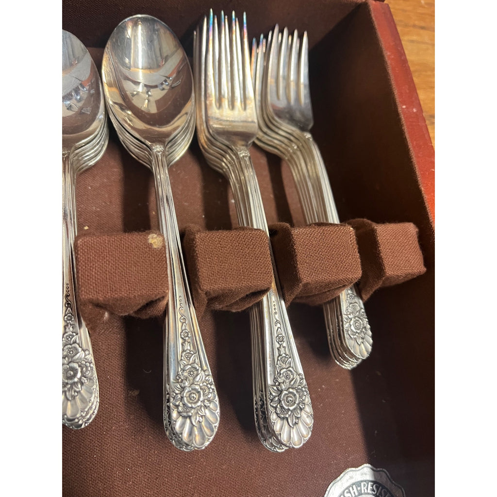 Vintage Jubilee Silverware Wm Rogers Mfg. Co. Silver Plate 52pc Set Dinnerware Flatware