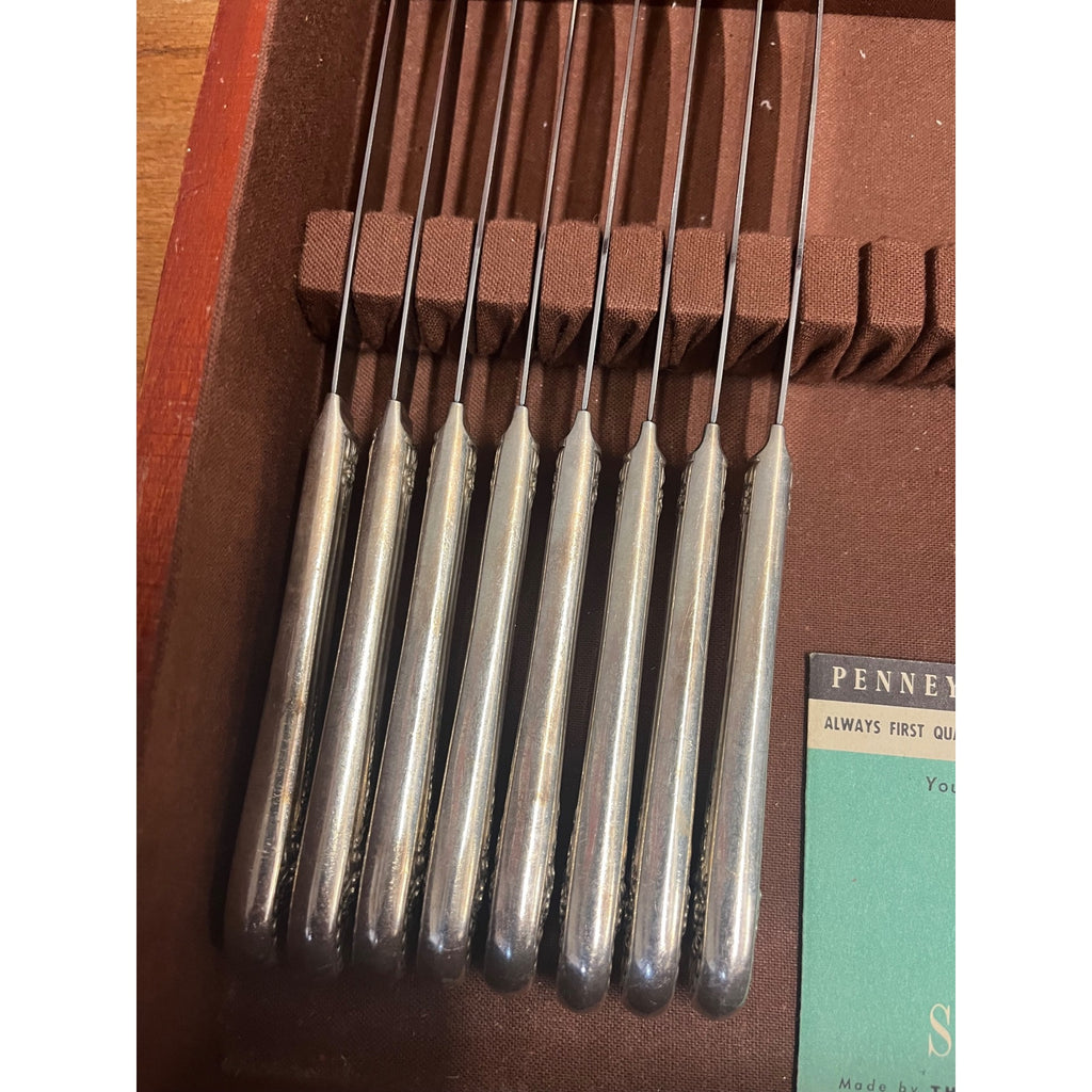 Vintage Jubilee Silverware Wm Rogers Mfg. Co. Silver Plate 52pc Set Dinnerware Flatware