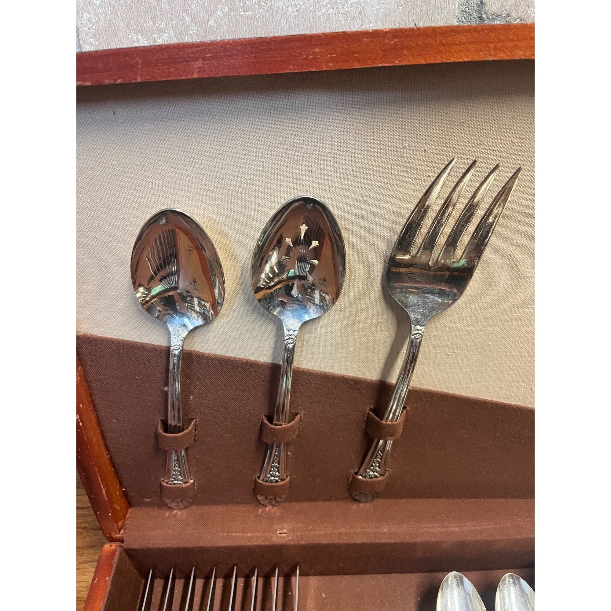 Vintage Jubilee Silverware Wm Rogers Mfg. Co. Silver Plate 52pc Set Dinnerware Flatware