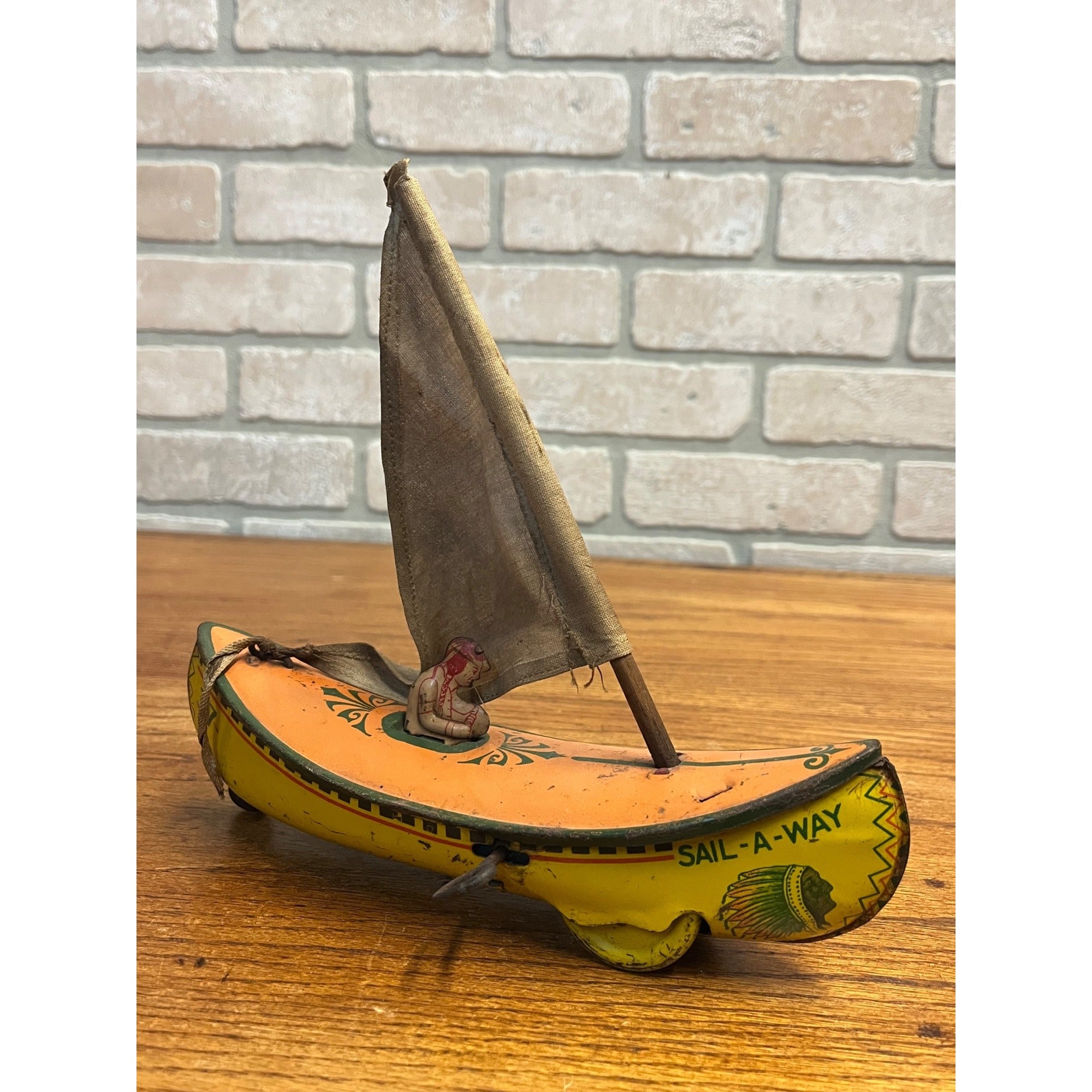 RARE 1920s Ferdinand Strauss Windup Tin Litho Sail-a-Way # 37 Boat Sailboat