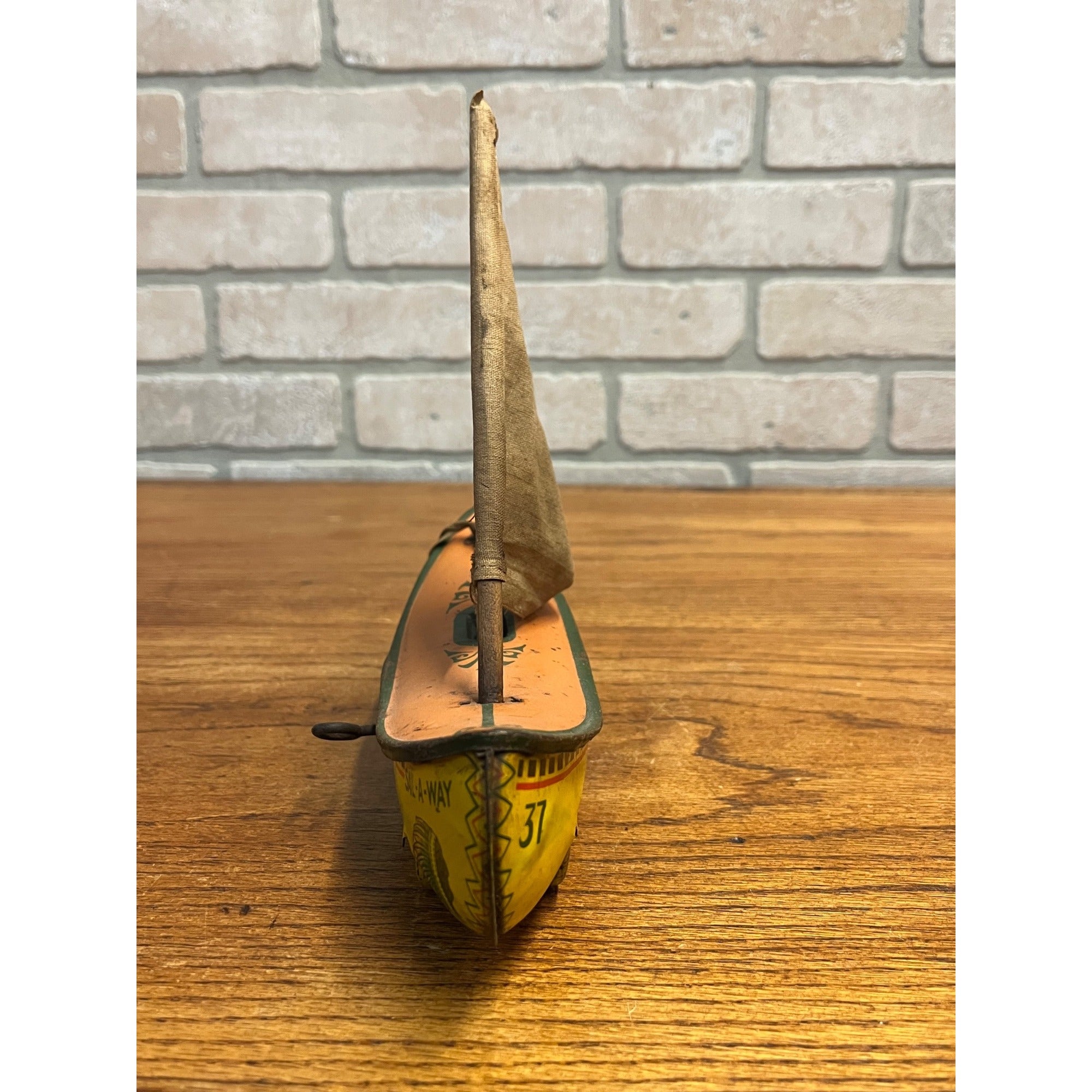 RARE 1920s Ferdinand Strauss Windup Tin Litho Sail-a-Way # 37 Boat Sailboat