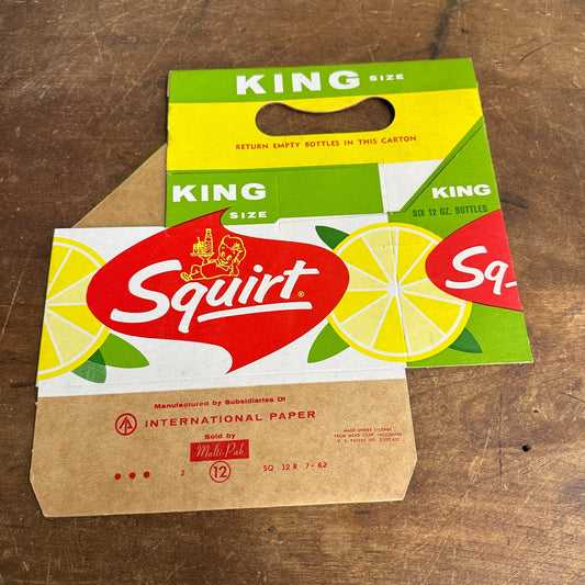 VINTAGE SQUIRT 6 PACK KING SIZE CARDBOARD CARRIER FOR 12OZ. BOTTLES NOS