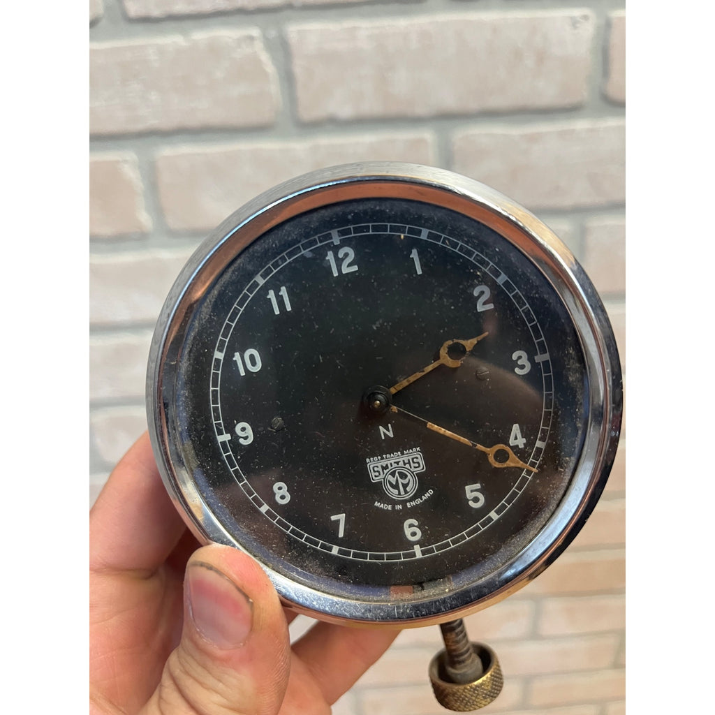Vintage Smiths 8-Day Mechanical Automobile Dashboard Clock
