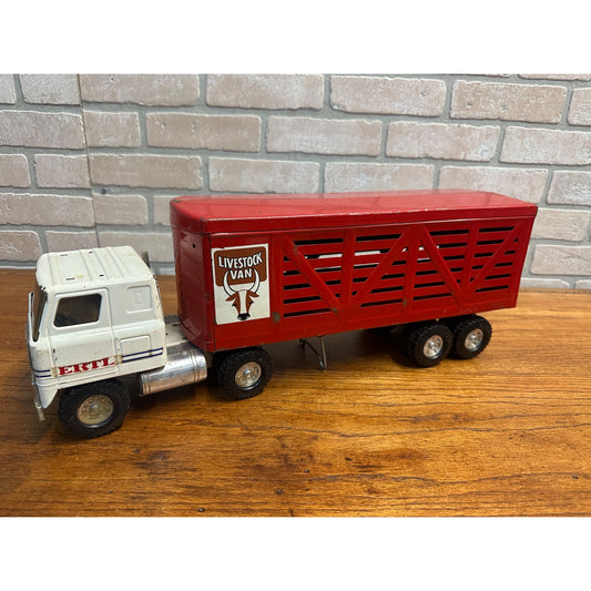 Vintage Ertl International Transtar Livestock Van Pressed Steel Toy Truck