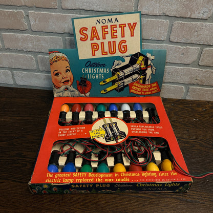 Vintage NOMA Safety Plug Outdoor 15 Christmas Lights in Original Box