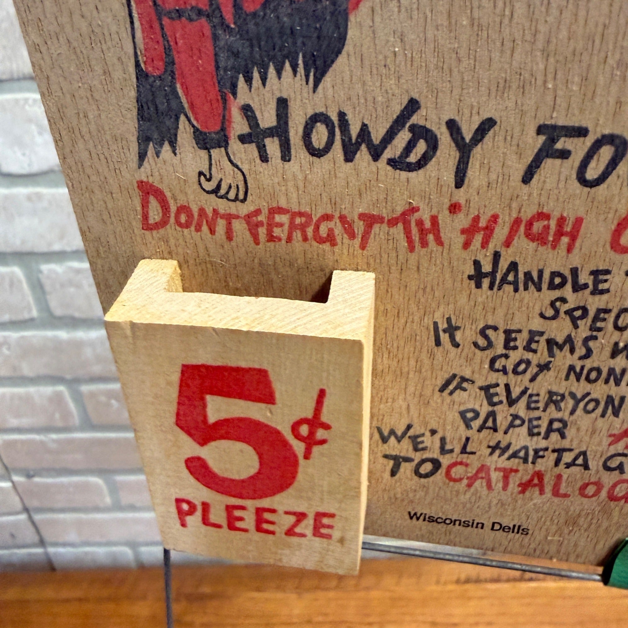 Vintage 60s Bathroom Wall Sign Kitsch Humor Toilet Paper Holder Wisconsin Dells