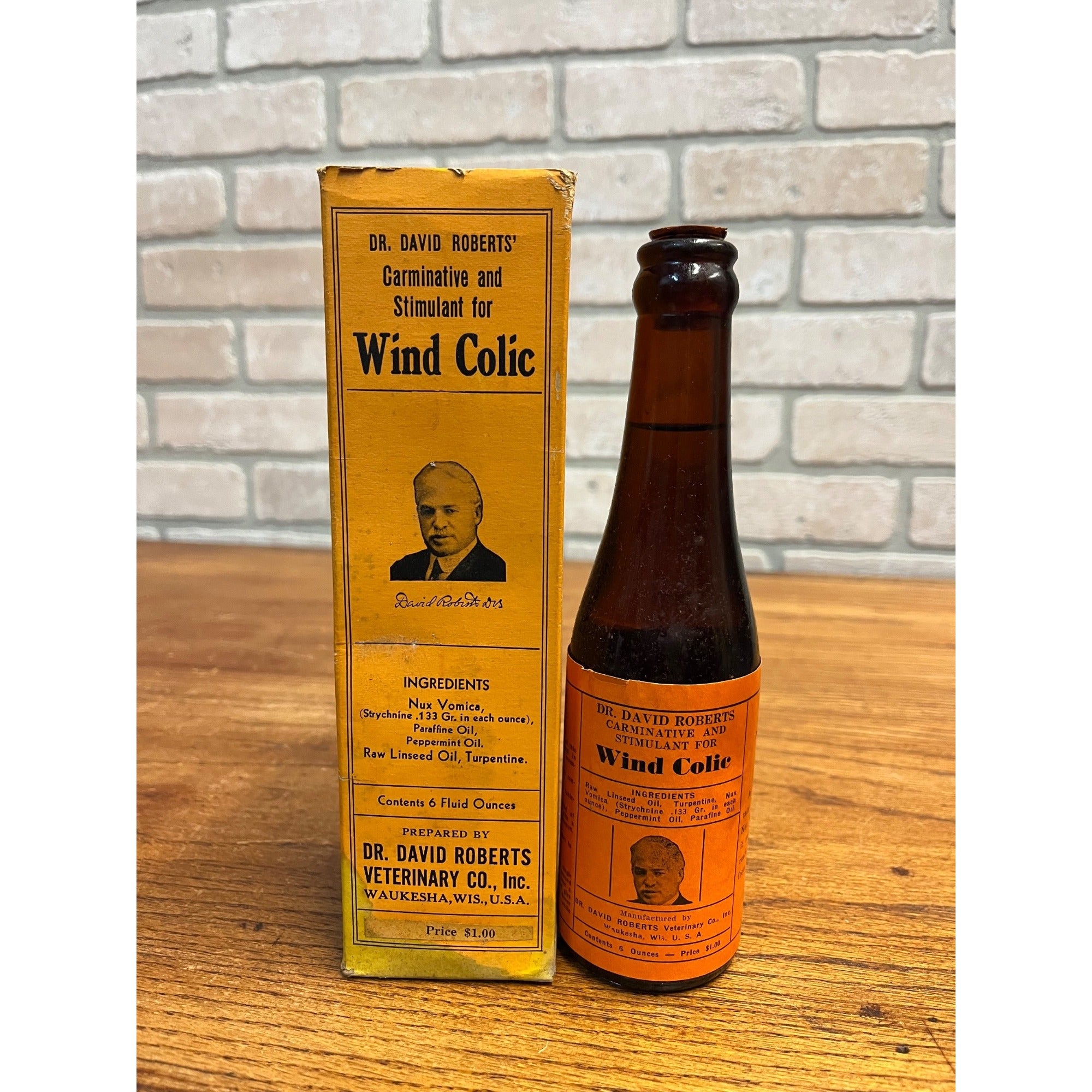 Vintage Dr. Roberts Veterinary Wind Colic Medicine Bottle Farm Waukesha Wis