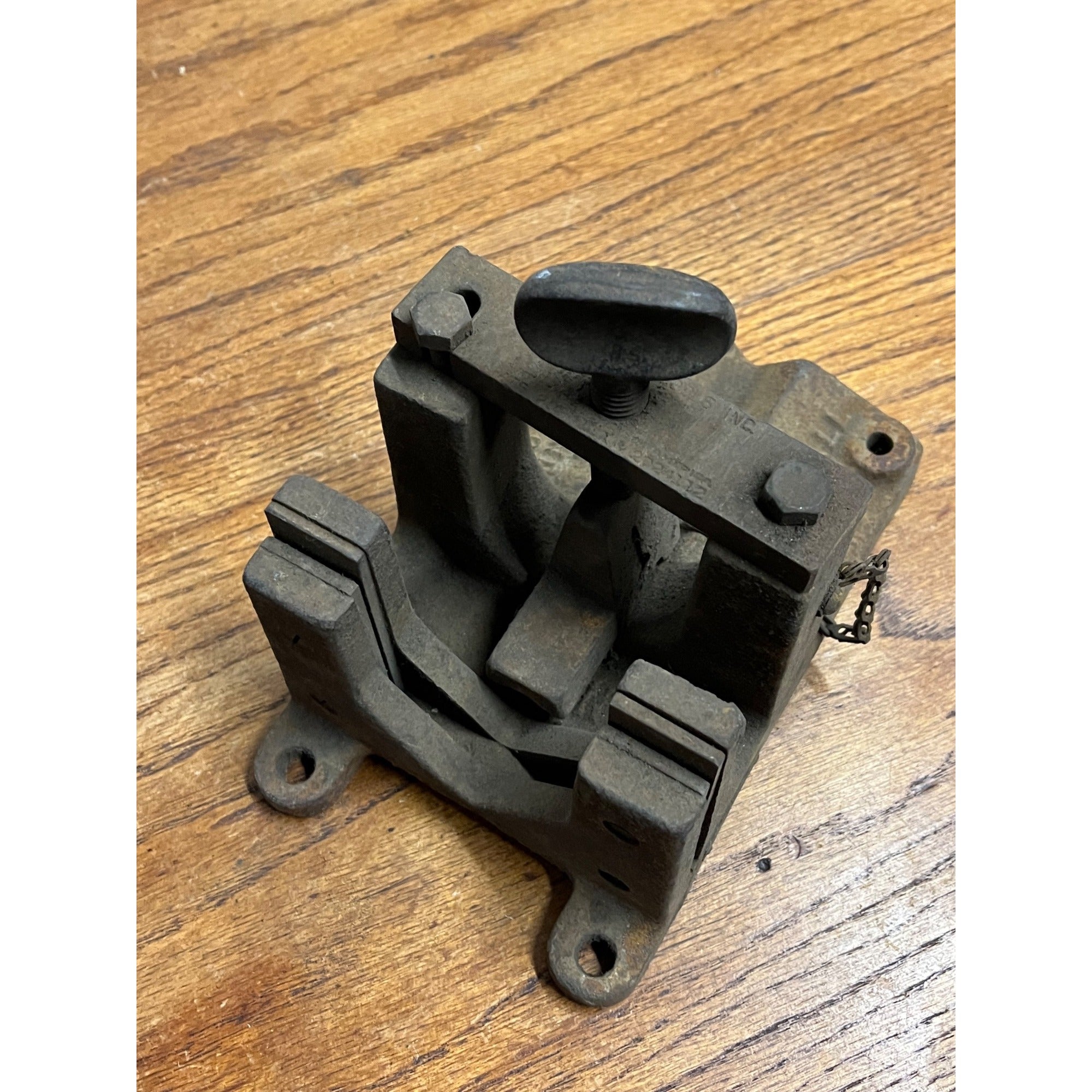 Vintage Beaver Pipe Tools Inc Square End Sawing Vise for Thin Wall Tubing