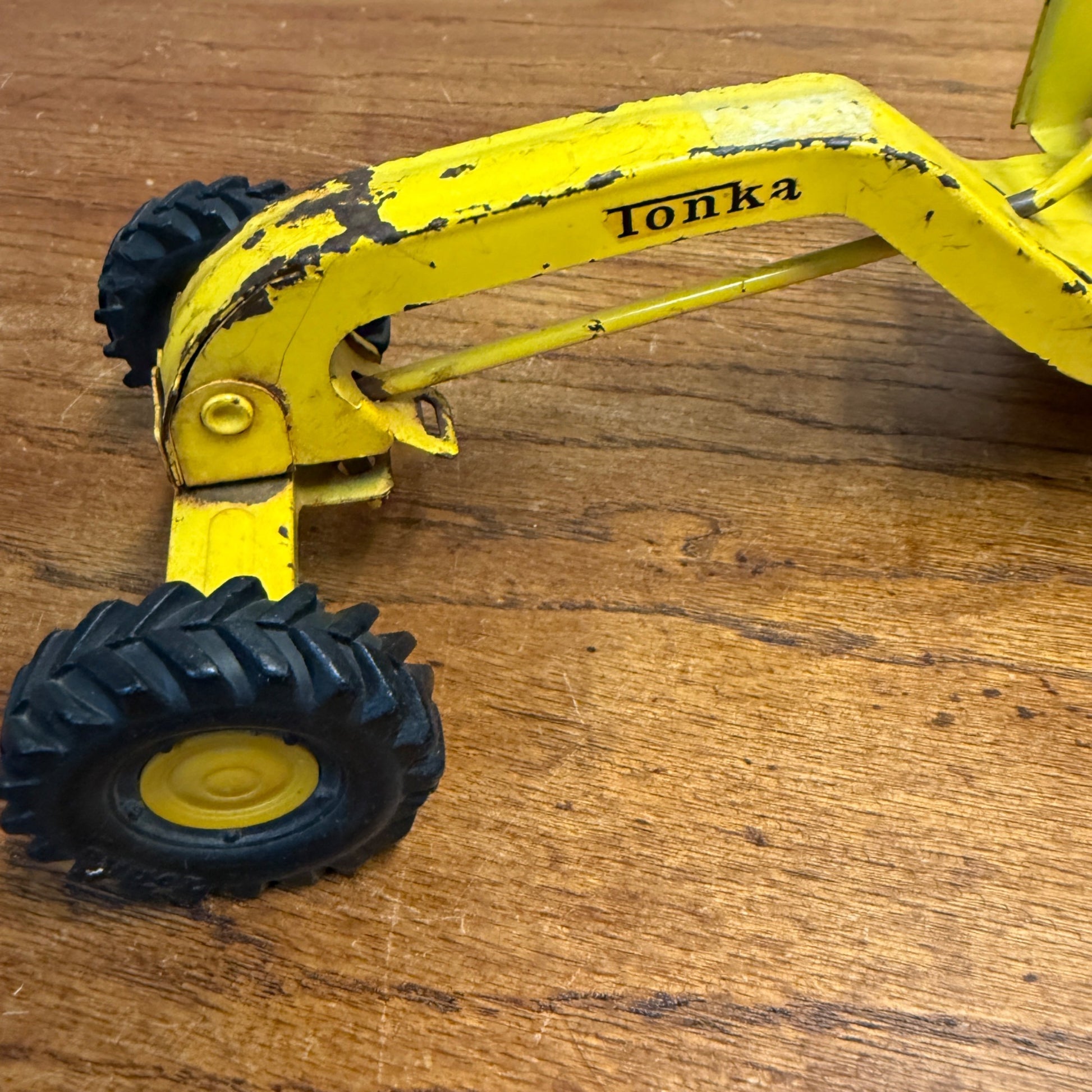 "Tonka Road Grader Truck - Yellow - Steel 10"" Long Vintage Used