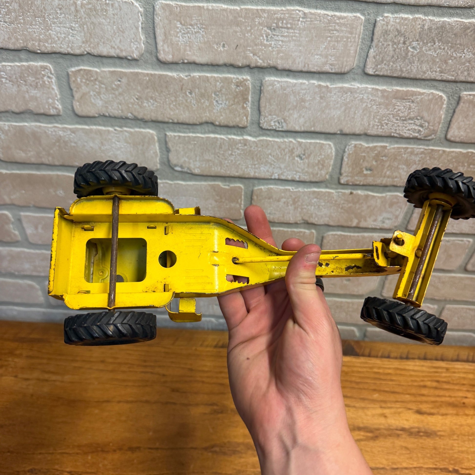 "Tonka Road Grader Truck - Yellow - Steel 10"" Long Vintage Used