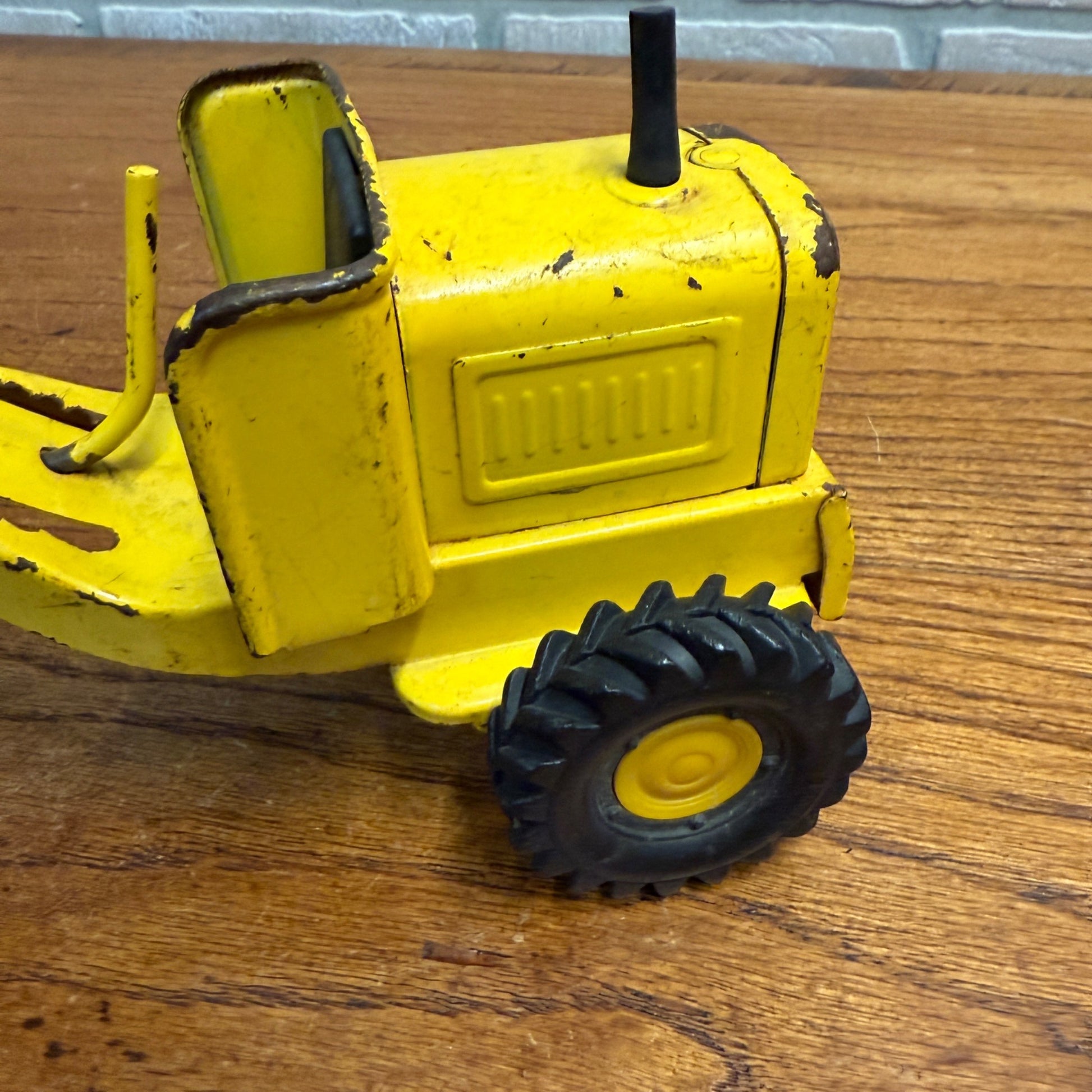 "Tonka Road Grader Truck - Yellow - Steel 10"" Long Vintage Used