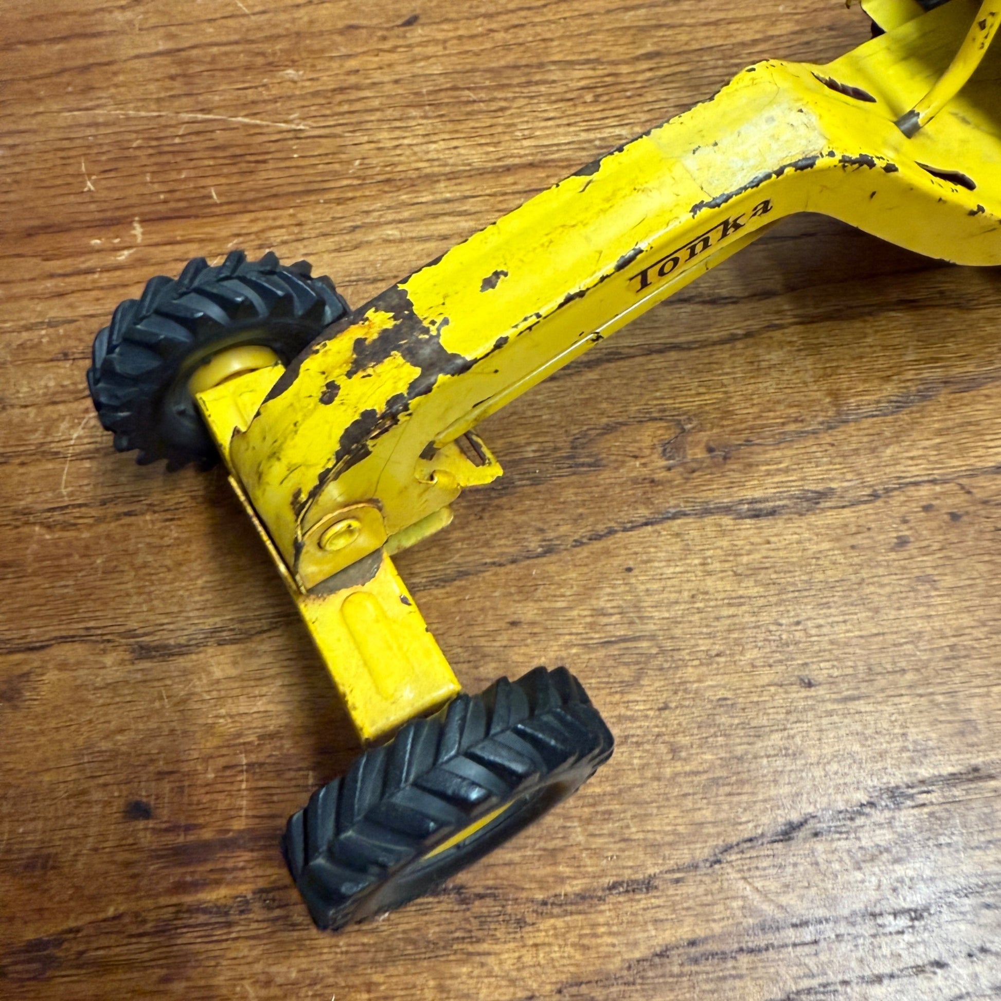 "Tonka Road Grader Truck - Yellow - Steel 10"" Long Vintage Used