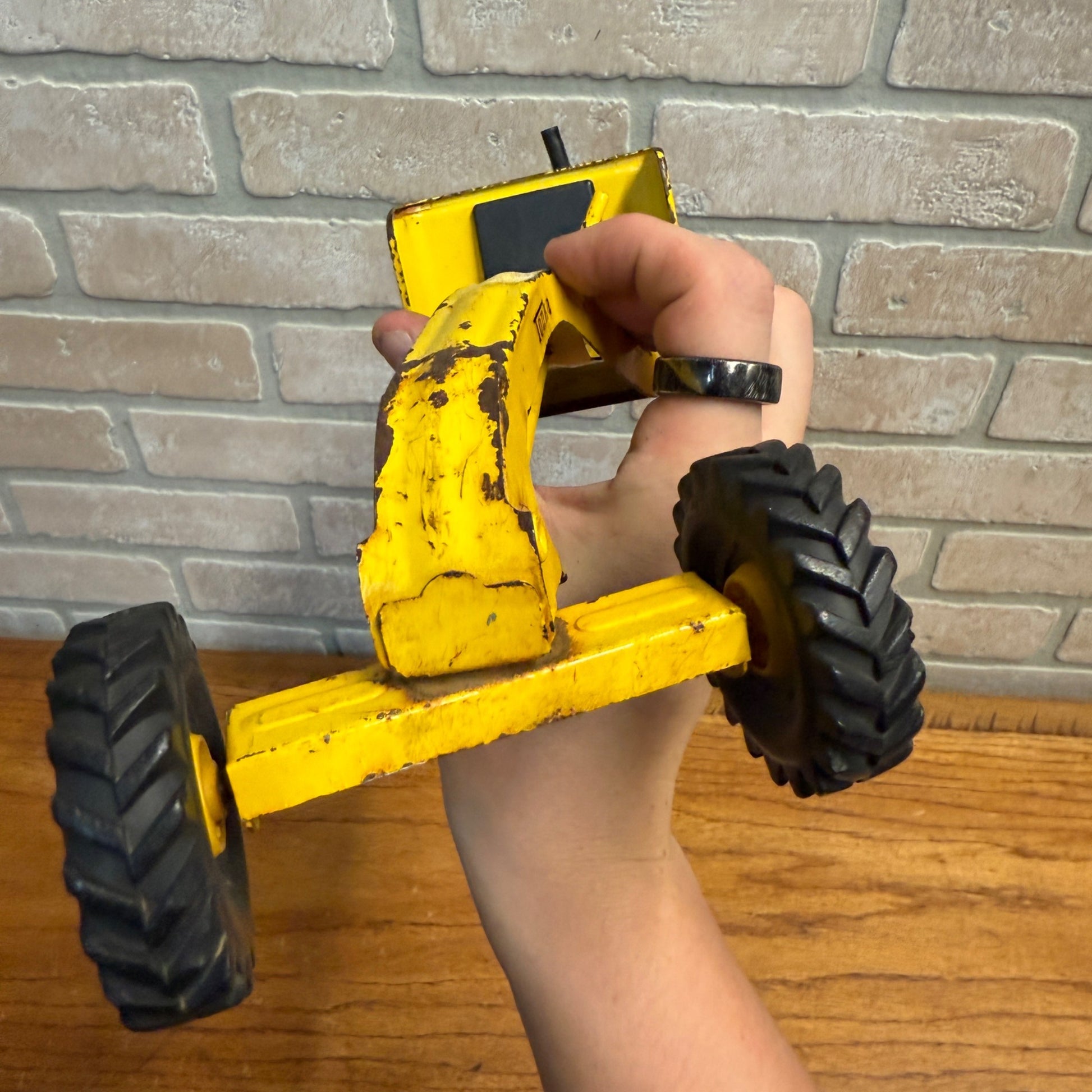 "Tonka Road Grader Truck - Yellow - Steel 10"" Long Vintage Used