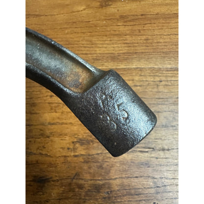 Antique Cast Iron Range Stove Tool Grate Shaker Handle Crank Triangle
