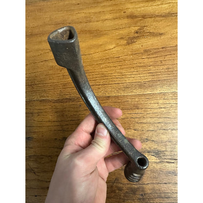 Antique Cast Iron Range Stove Tool Grate Shaker Handle Crank Triangle