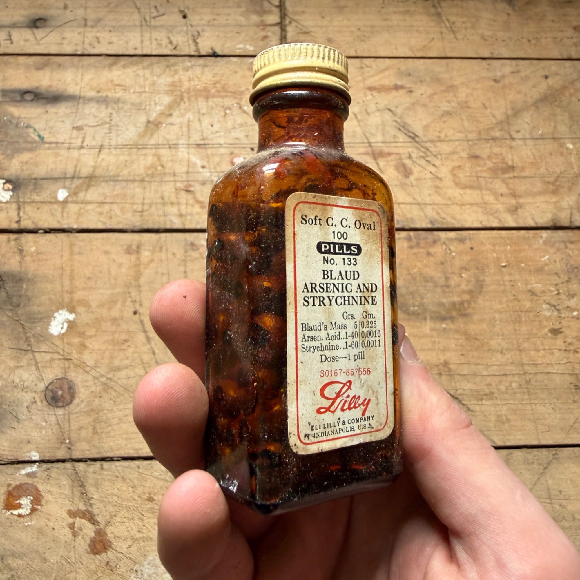 Antique Arsenic Strychnine Pills Eli Lilly Drug Store Pharmacy Bottle FULL NOS