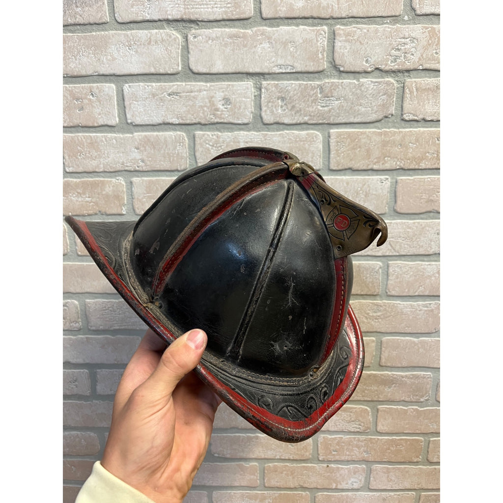 Vintage Cairns Leather Firefighter Helmet Brass FD Eagle Fireman's Hat c.1930-1945